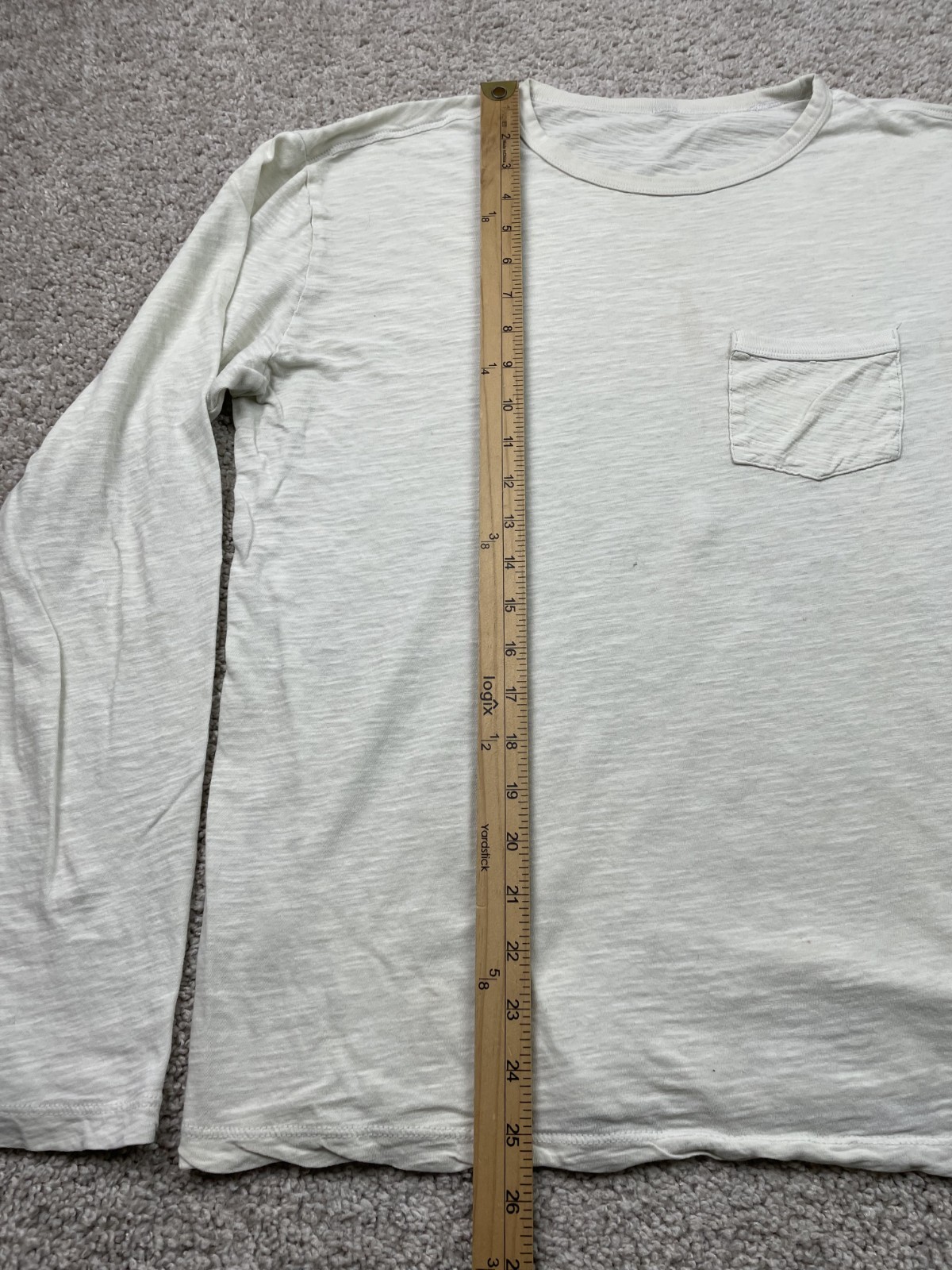 Vuori Shirt Tee Mens Large Beige Long Sleeve Pocket Preppy Casual Light gallery