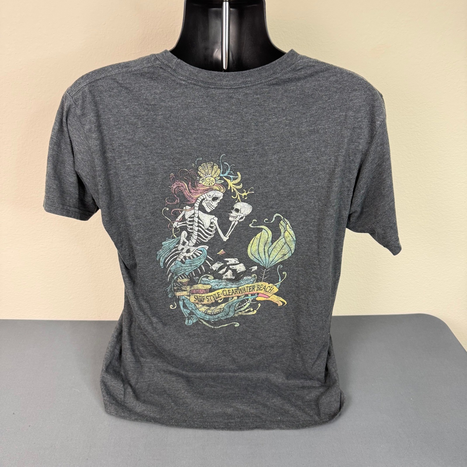 The Duck Company T-Shirt Mens L Surf Style Clearwater Beach Skeleton Mermaid gallery