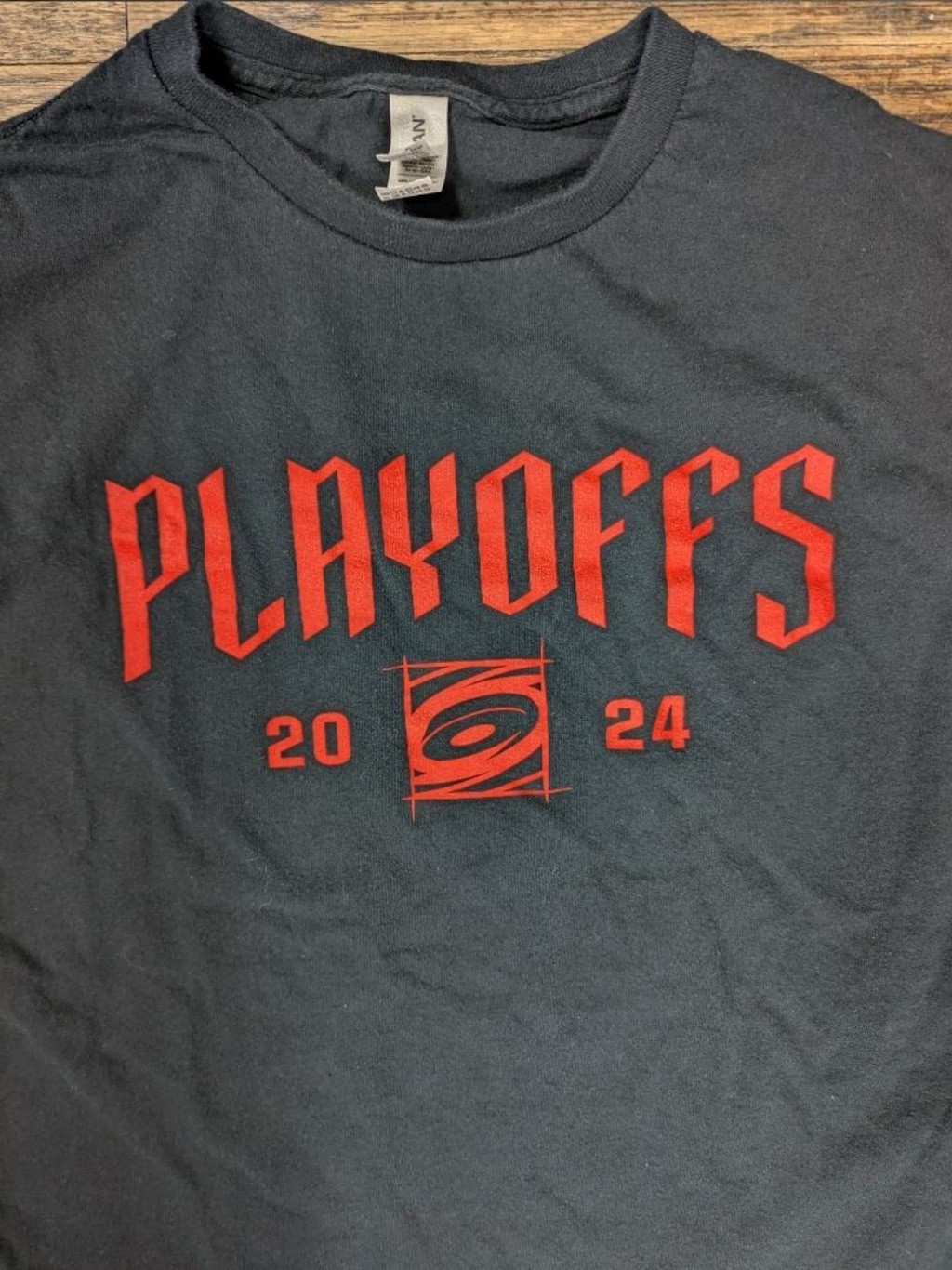 Carolina Hurricanes 2024 Playoffs T-Shirt – XL – Black Red Graphic NHL Hockey gallery