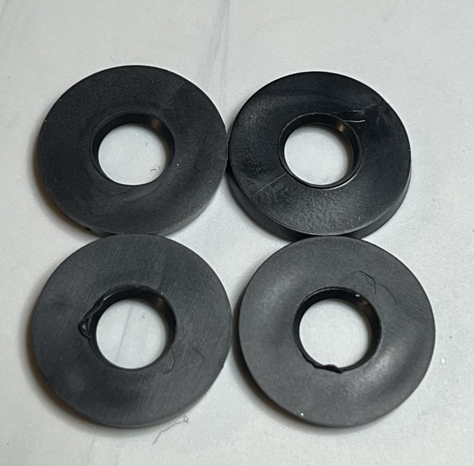 M6x13 CB Radio Bracket Plastic/Rubber Washers Qty 4 – Use With both M4 And M5