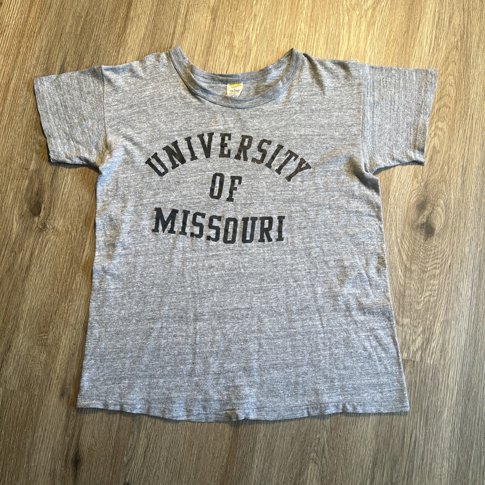 Vintage 70s Russell Gray T Shirt Boxy M 80% Cotton 20% Rayon University Missouri