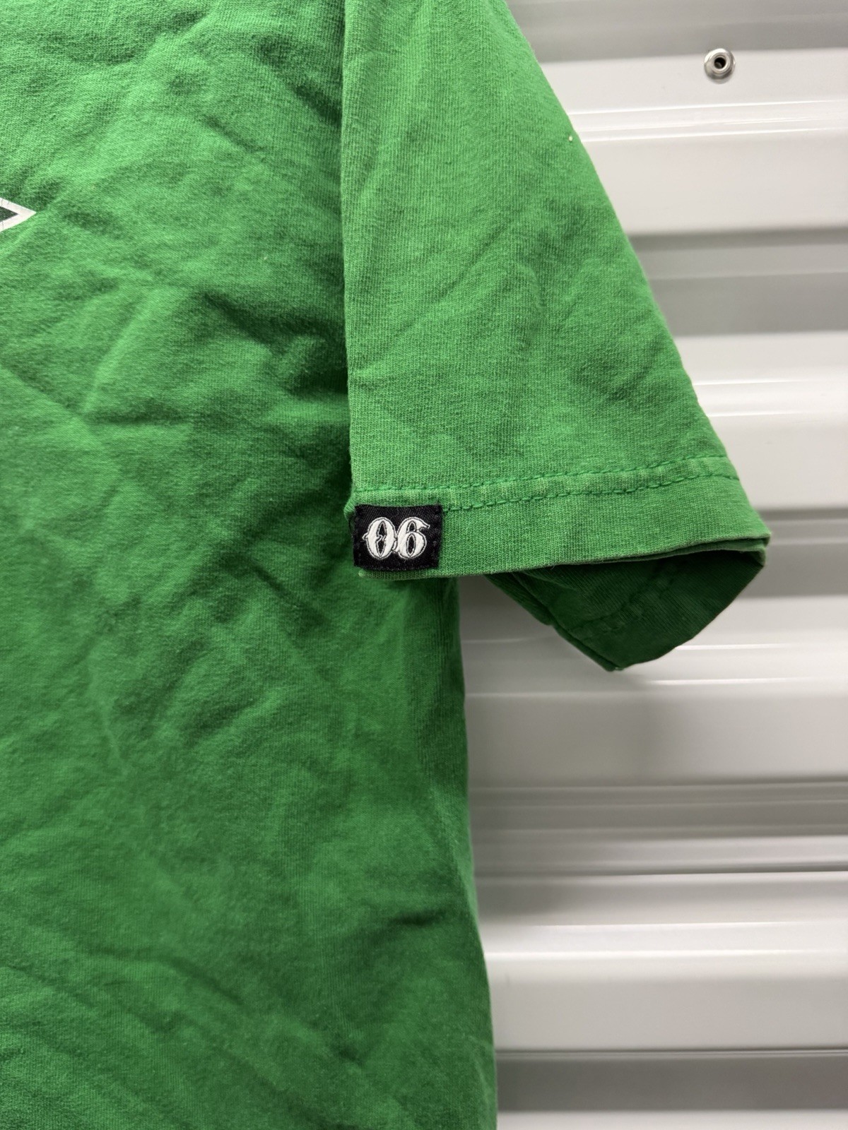 Vintage Y2K Famous Stars & Straps Shirt Men’s M Green Graphic Tee Travis Barker gallery