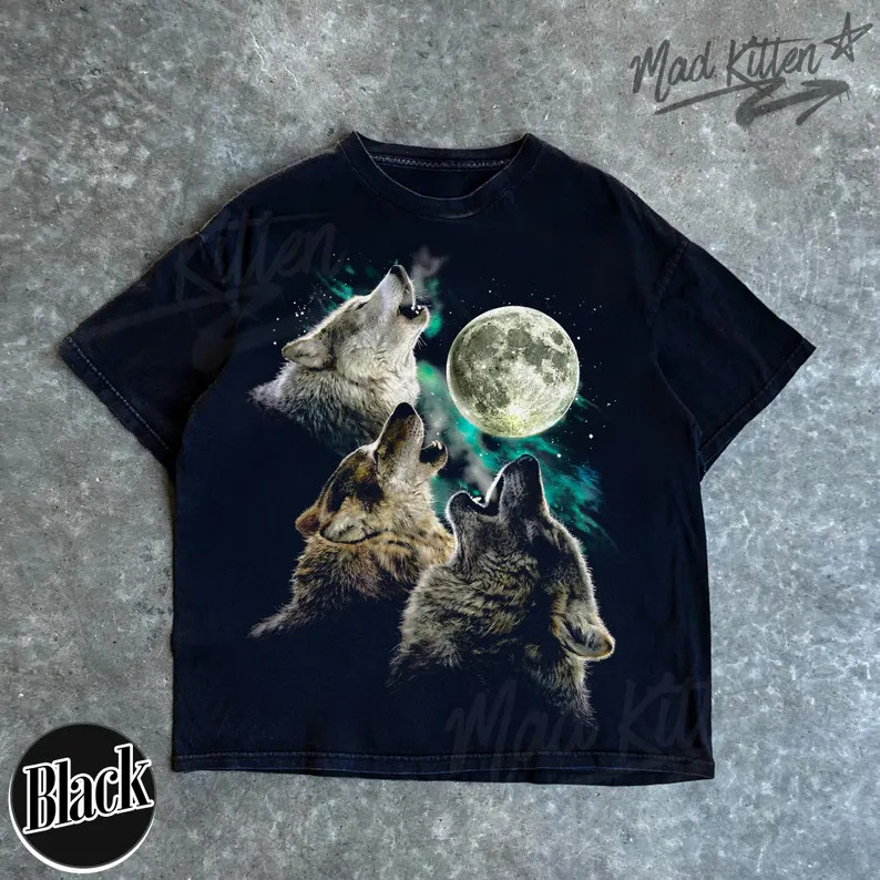 Howling Wolves Vintage Comfort Tee Wolf Pack Animal Graphic Shirt