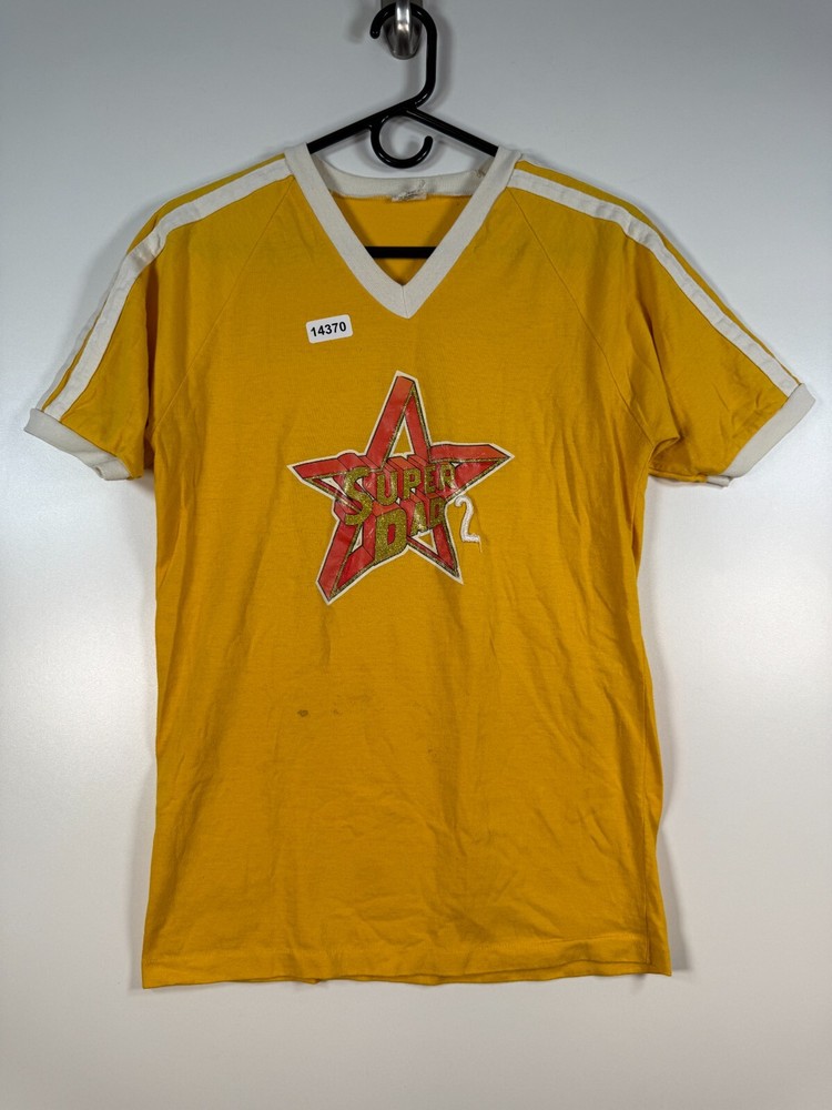 Vtg Bantam Mens V Neck Super Dad 2 Graphic Short Sleeve T Shirt Yellow M 18×27.5