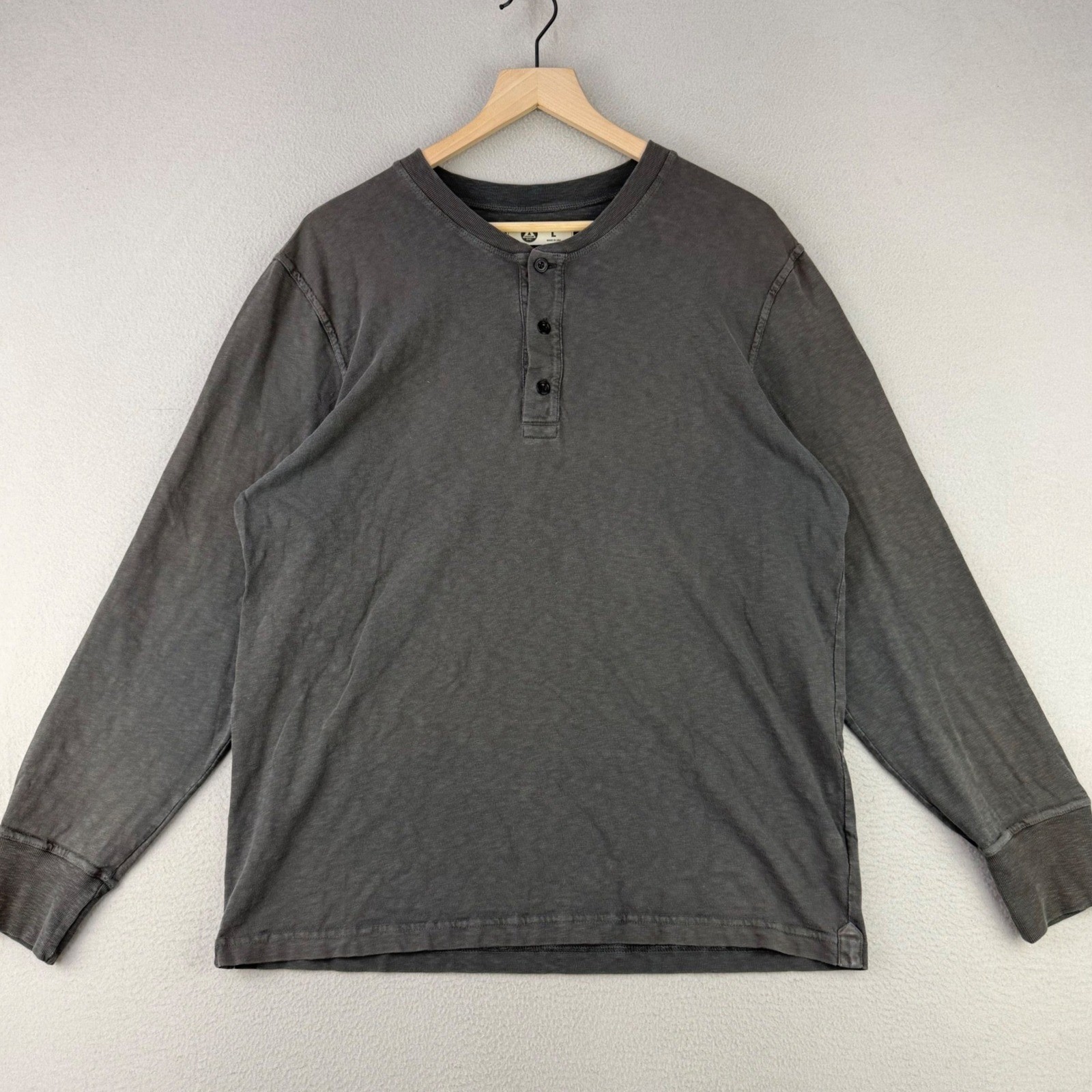 American Giant Henley Shirt Mens Large Washed Charcoal Long Sleeve Made in USA gallery