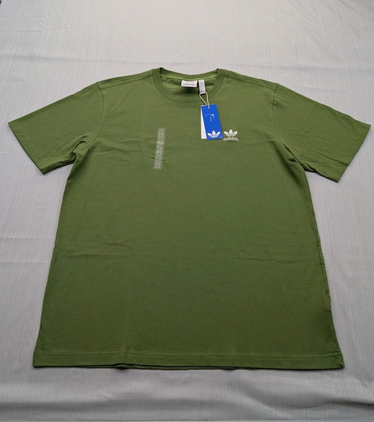 New Adidas Trefoil Essentials Tee Shirt Mens Size Large Tech Olive TShirt