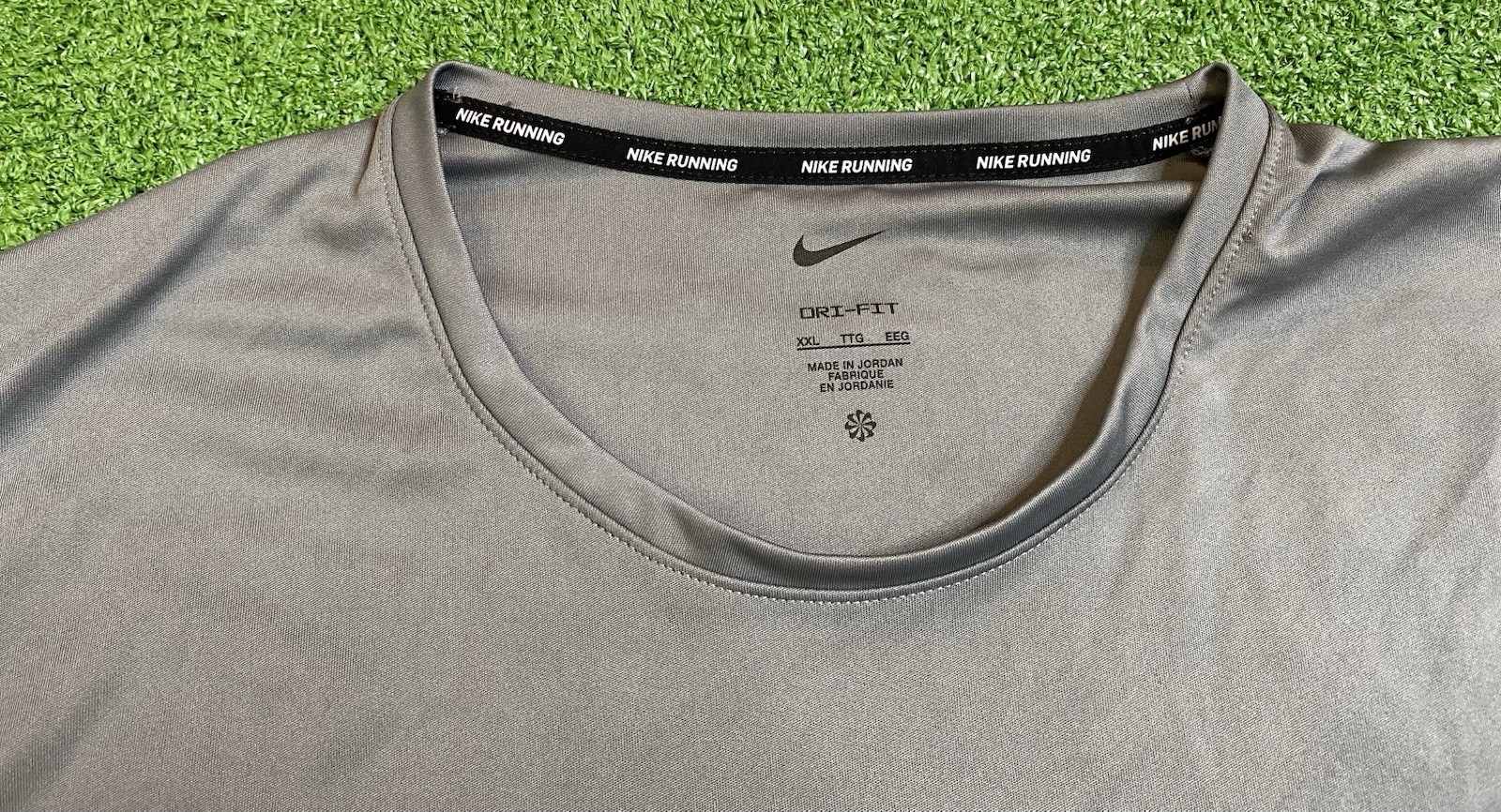Nike Running T Shirt Mens XXL LongSleeve Polyester Training Gym Workout Dri-Fit gallery