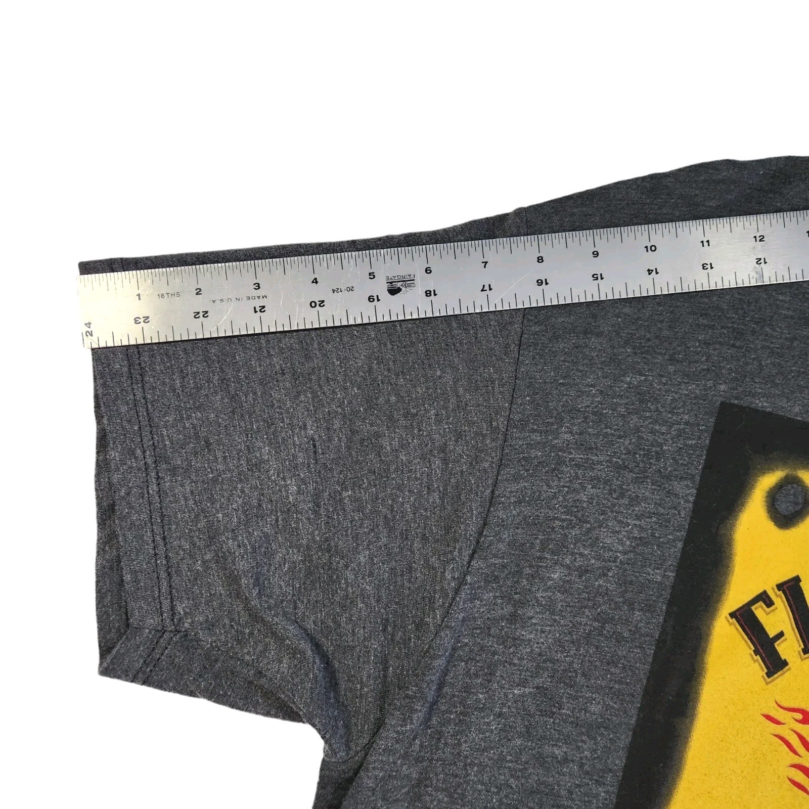Fireball Whisky T-Shirt Size XL Dark Gray Yellow Red Hot Logo Short Sleeve gallery