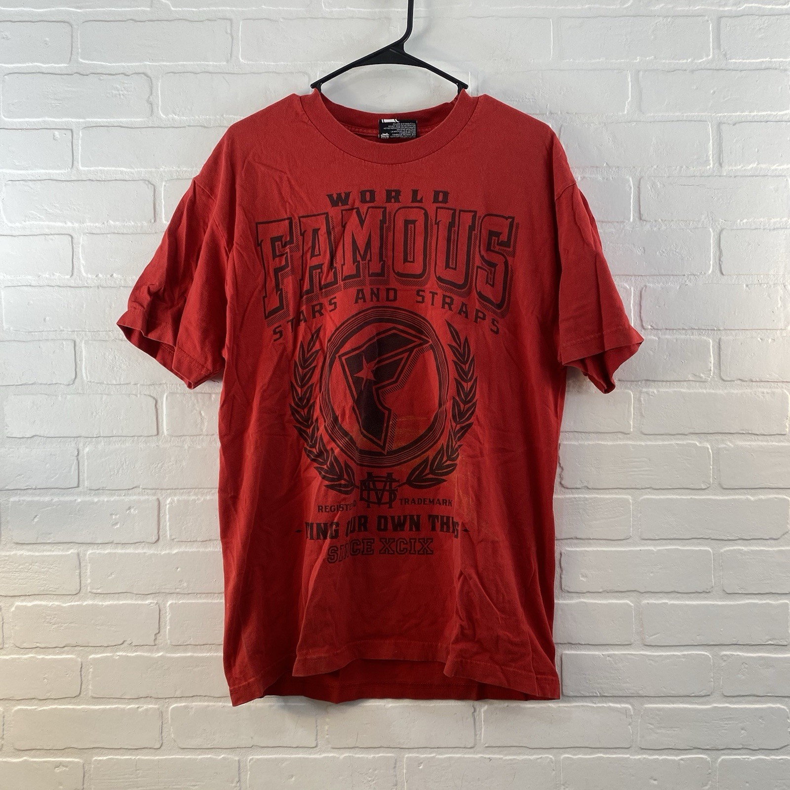 Vintage Famous Stars and Straps t shirt Mens Size LG Red gallery