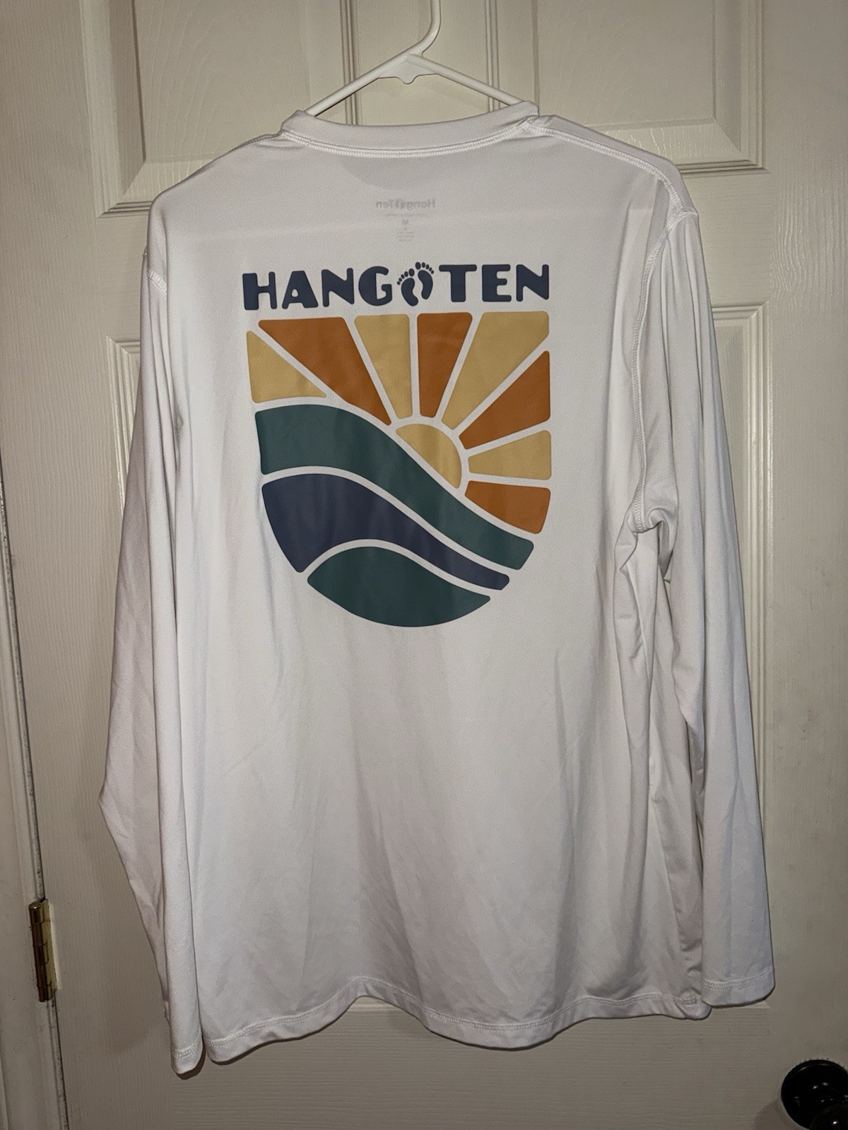 Men's HANG TEN Sun T Shirt Size M White Stretch Long Sleeve Surf Beach Swim gallery