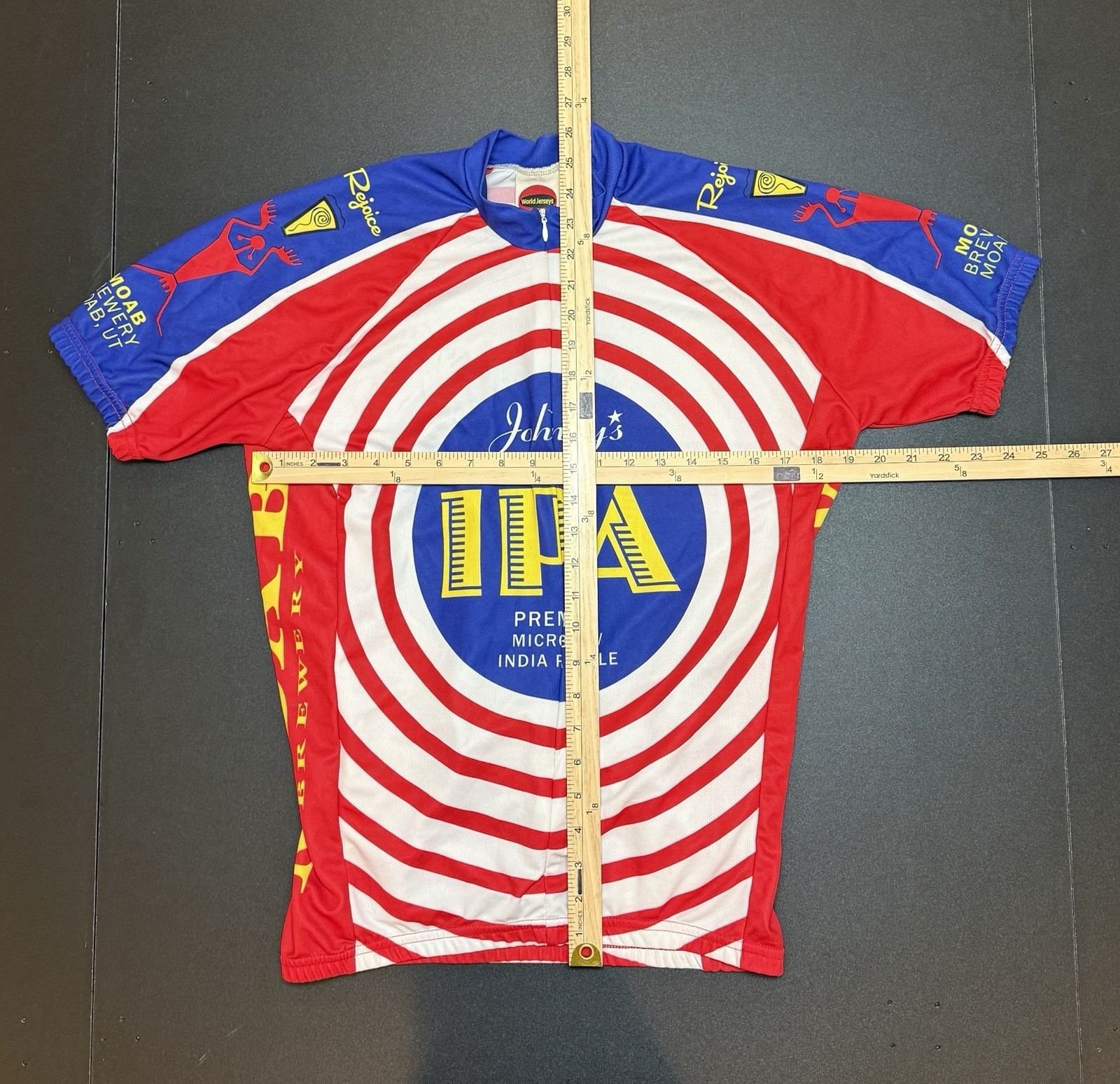 IPA Johnny’s America Biking Zip Up Medium gallery
