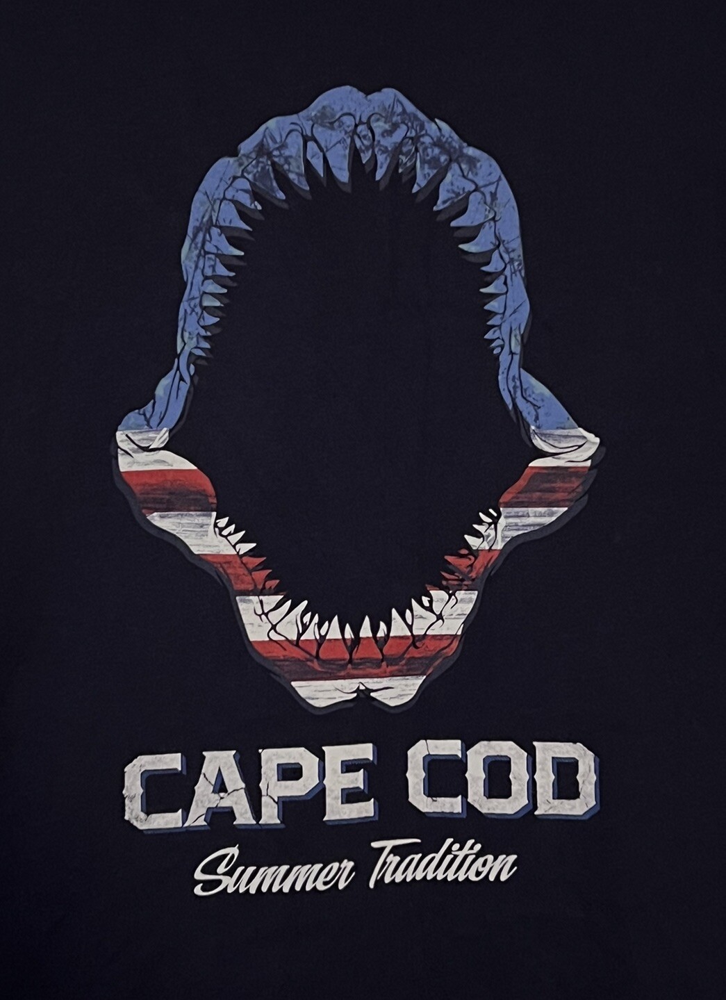 Cuffy's Cape Cod Double- Sided Navy Blue T-Shirt Men's Size Large Shark USA gallery