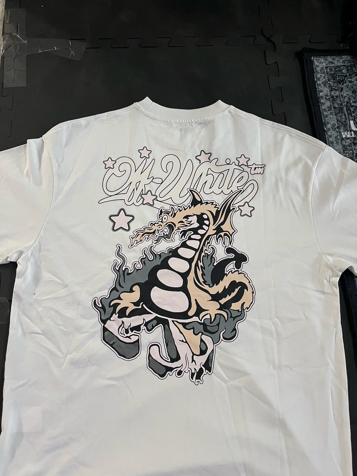 Off-White Men's T-Shirt Size L gallery