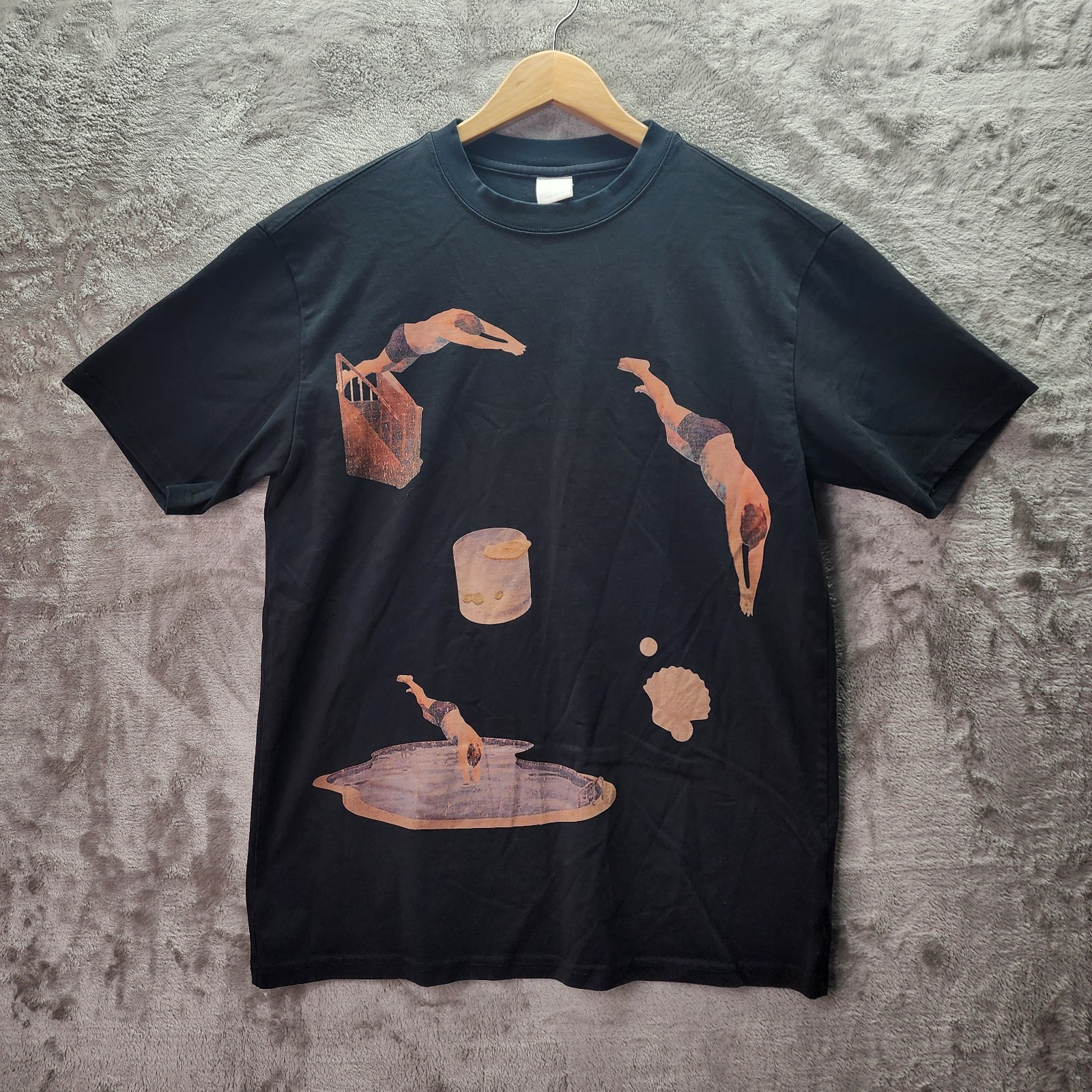 Venia Label Graphic T Shirt Men’s Small Black Conceptual Art Tee