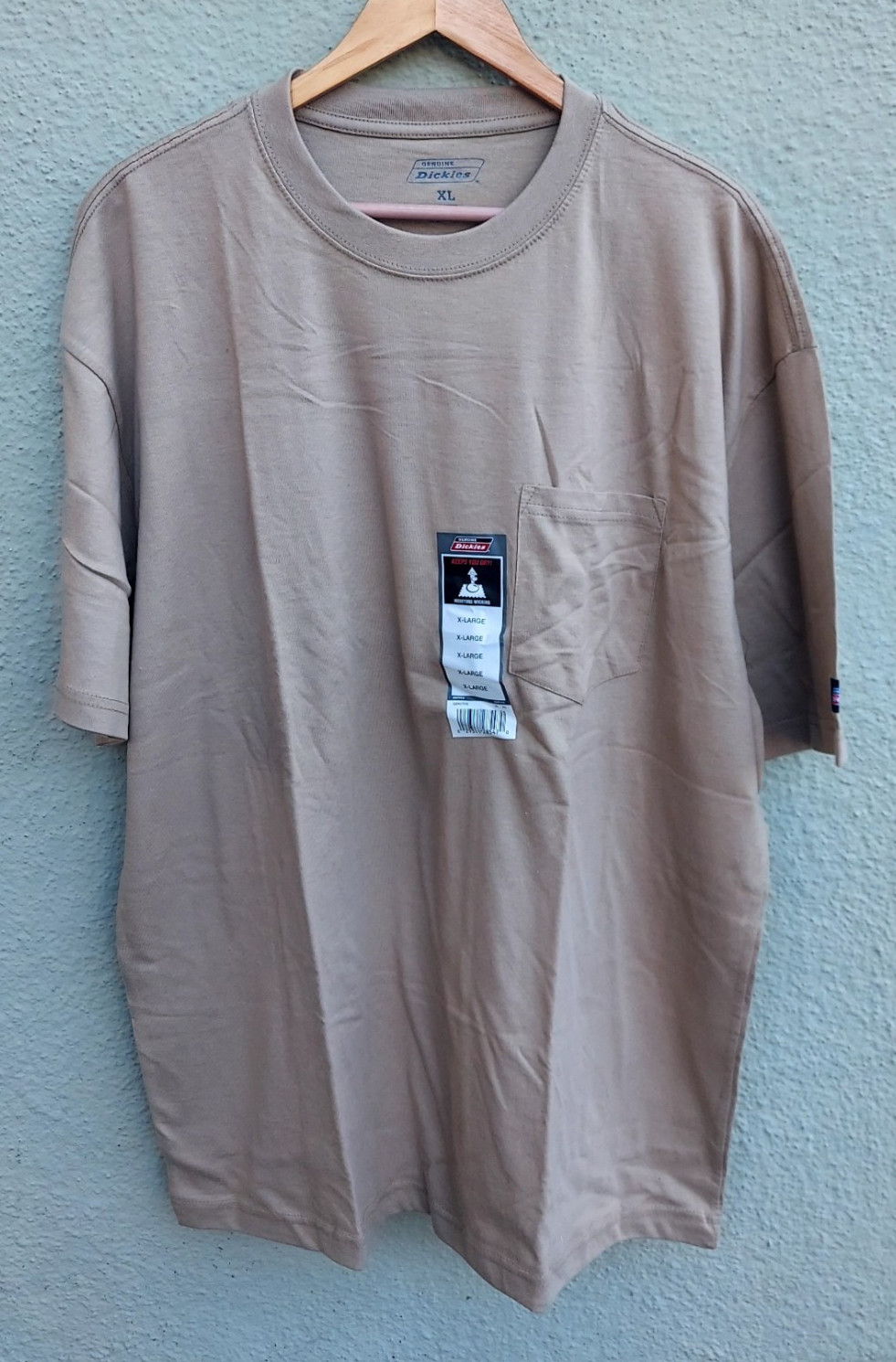 Genuine Dickies work t-shirt men’s XL tan beige gs407ds