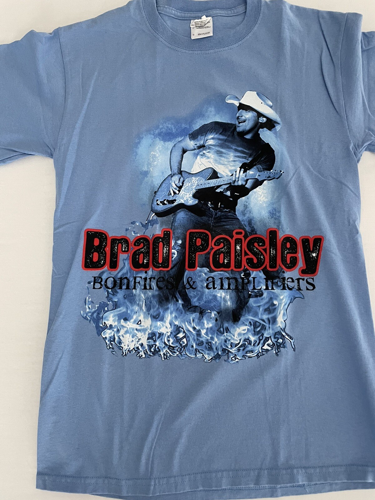 BRAD PAISLEY Concert Shirt Short Sleeve Bonfires & Amplifiers Small S Blue 1223a gallery