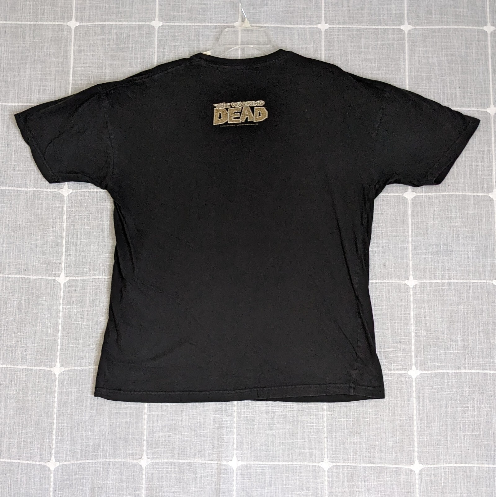 Walking Dead Hilltop Shirt Mens Medium Black Short Sleeve Graphic Tee 2013 gallery