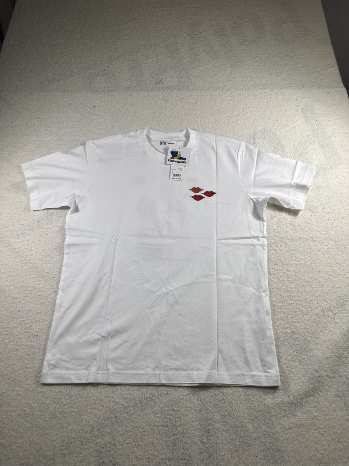 Uniqlo KAWS x Warhol UT Graphic Print T-Shirt White Large - BRAND NEW gallery
