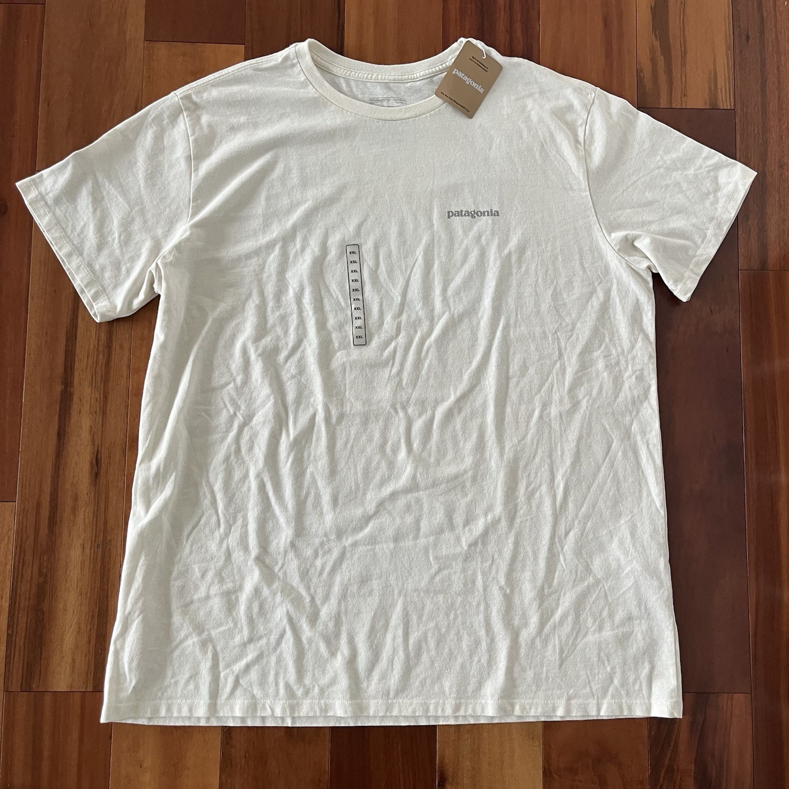 PATAGONIA Men's 2XL (Women 3XL) Fitz Roy Icon Responsibili Tee Shirt Birch White gallery
