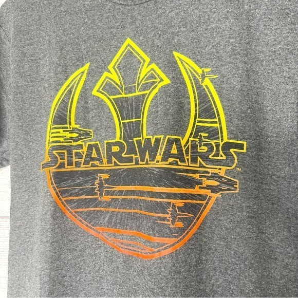 NWT Star Wars Dark Gray Tee with Yellow & Orange Sunset Rebel Logo Size Small gallery