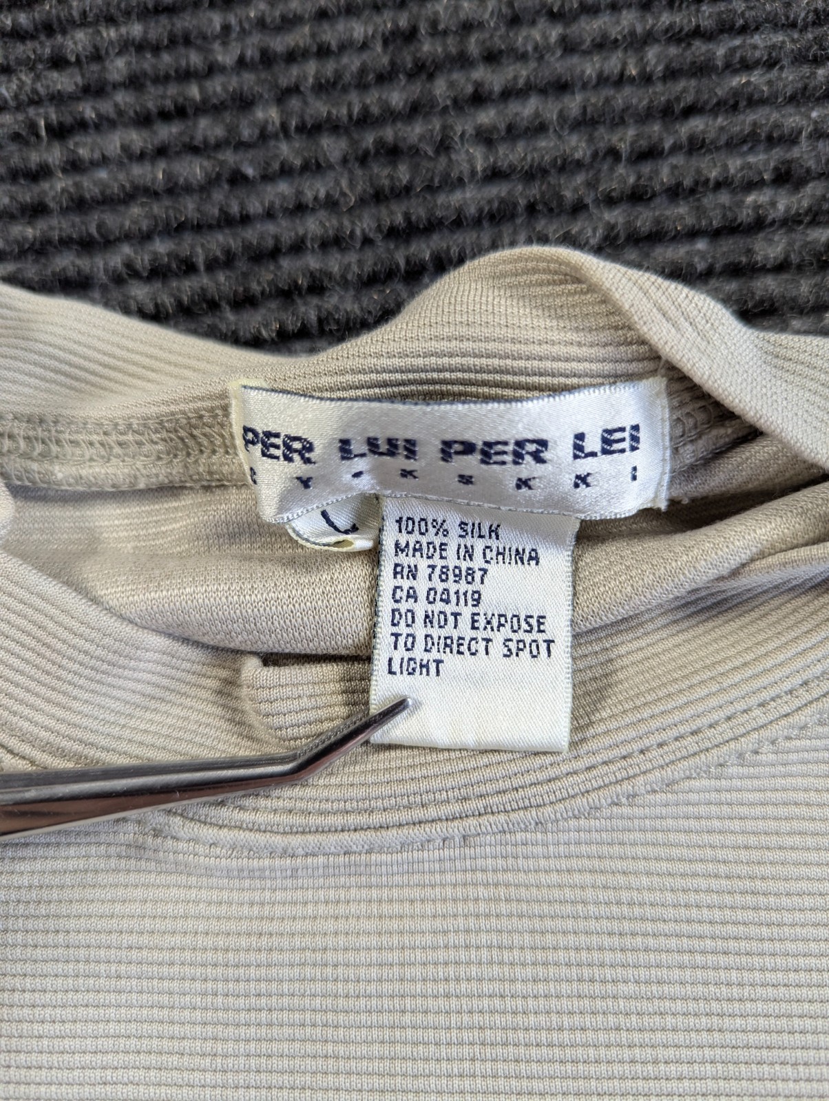 Per Lui Per Lei by Kukki Silk T Shirt Mens Large Beige Short Sleeve Crewneck gallery