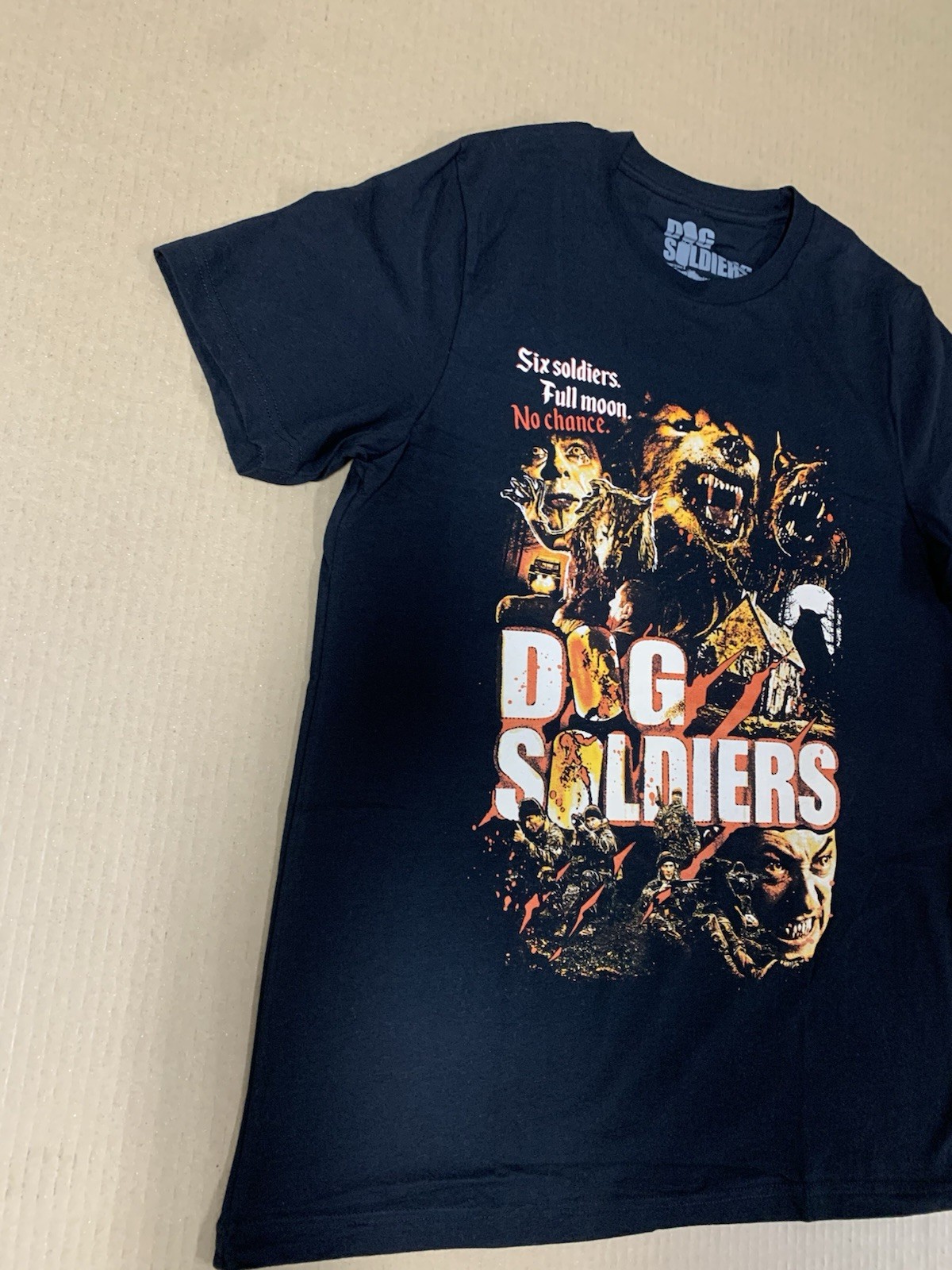 Dog Soldiers Horror T-shirt -LICENSE (great condition)(MEDIUM see description) gallery