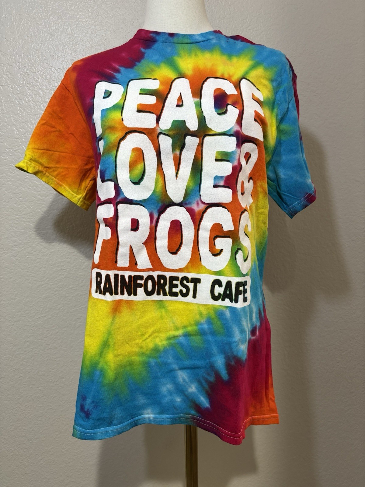 Rainforest Cafe Peace Love & Frogs Tie Dye T Shirt Medium Graphic Souvenir Tee