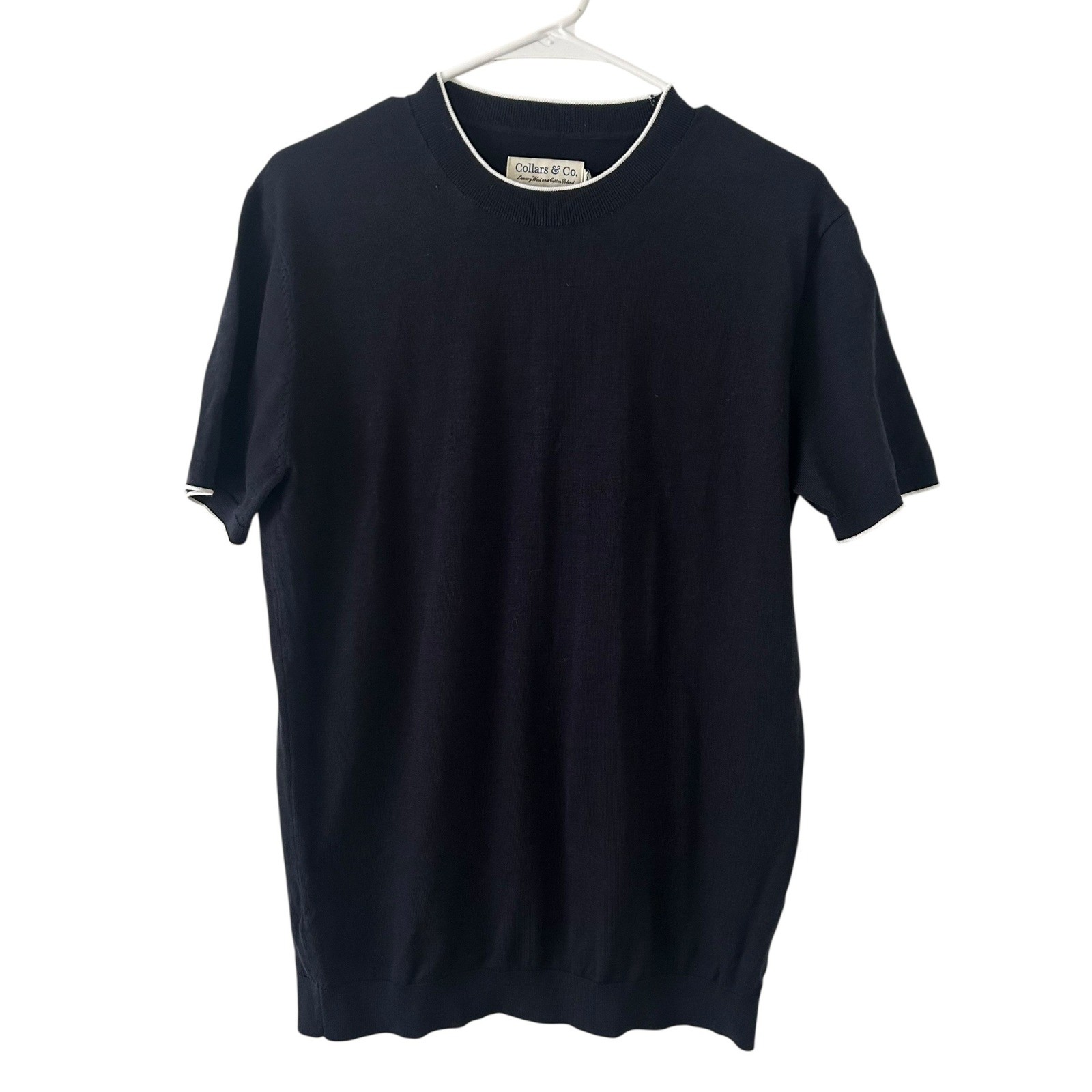 Collars & Co. Men’s Amalfi Luxe Tee Contrast White Trim Navy Blue M Medium New