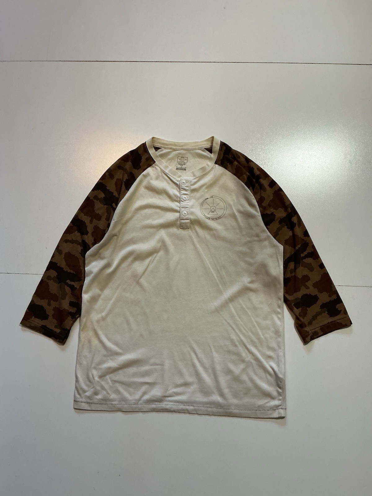 Nike X Poler Camouflage Snake Graphic 3/4 Sleeve Henley Baseball T-Shirt Sz. M
