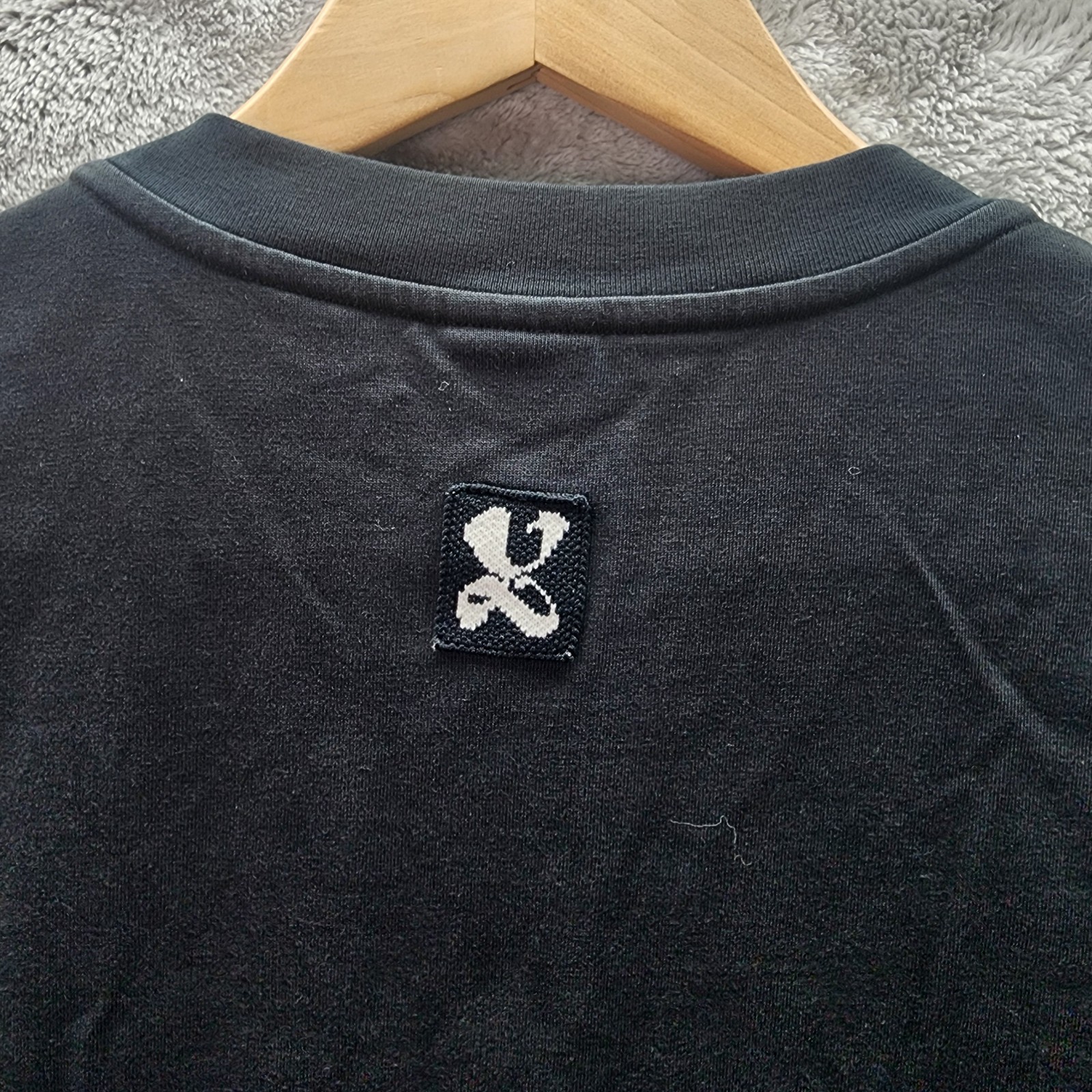 Venia Label Graphic T Shirt Men’s Small Black Conceptual Art Tee gallery