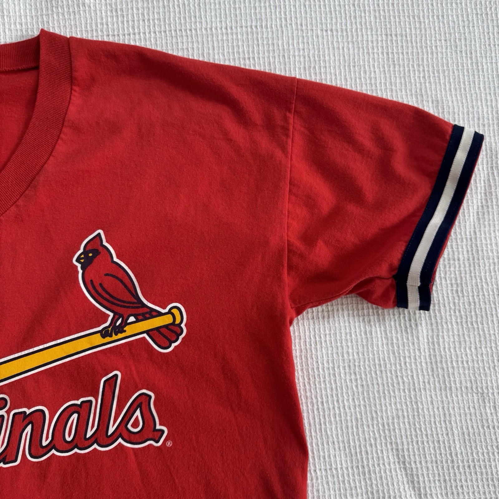 Vintage Russell Athletic V Neck Baseball T-Shirt Men’s L St Louis Cardinals 1998 gallery