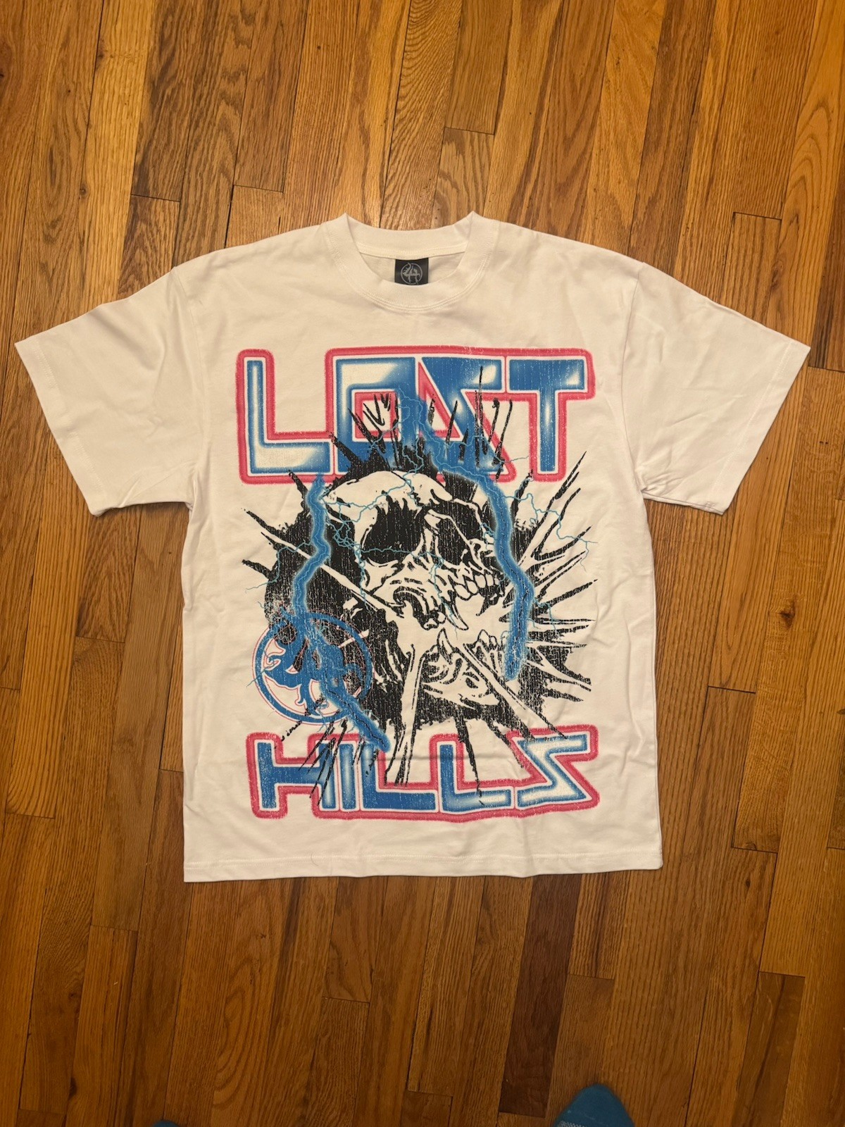 Lost Hills Skull Lightning Graphic Tee White Size Large NWOT Streetwear Shirt gallery