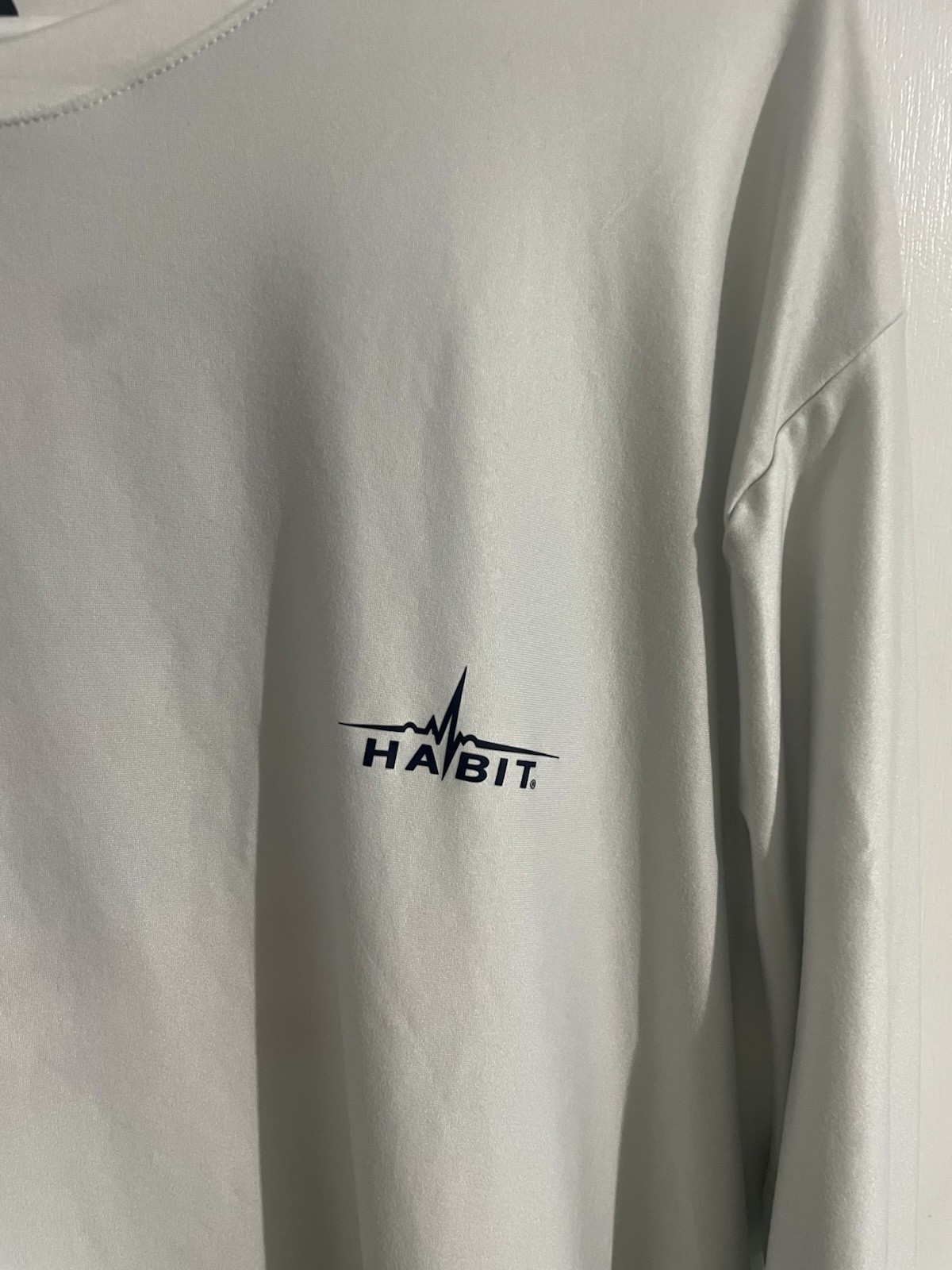 Habit Solar Factor T Shirt Long Sleeve Size 2XL White American Flag Back Good gallery