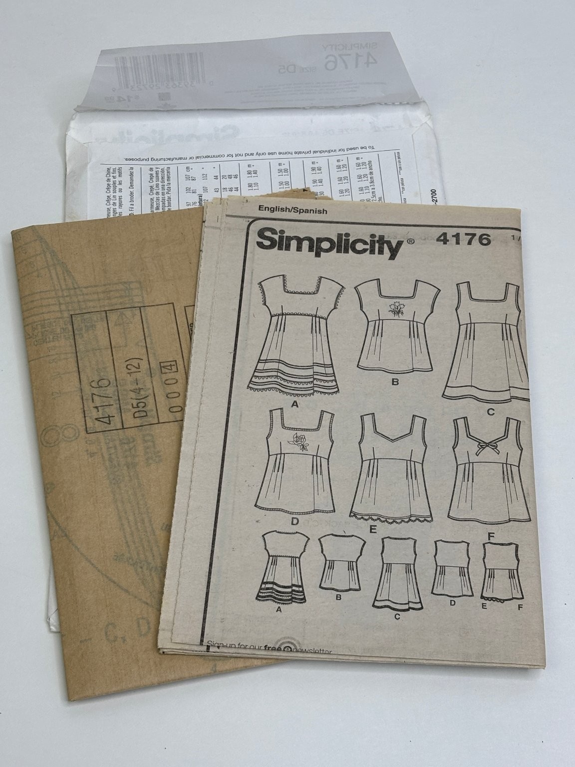 Simplicity 4176 Misses Pullover Tunic or Top Pattern Size D5 4-12 Boho Style