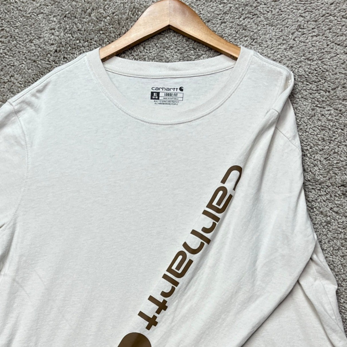 Carhartt T-Shirt Men XL Cream Long Sleeve Loose Fit Graphic Sleeve Crew Neck EUC gallery