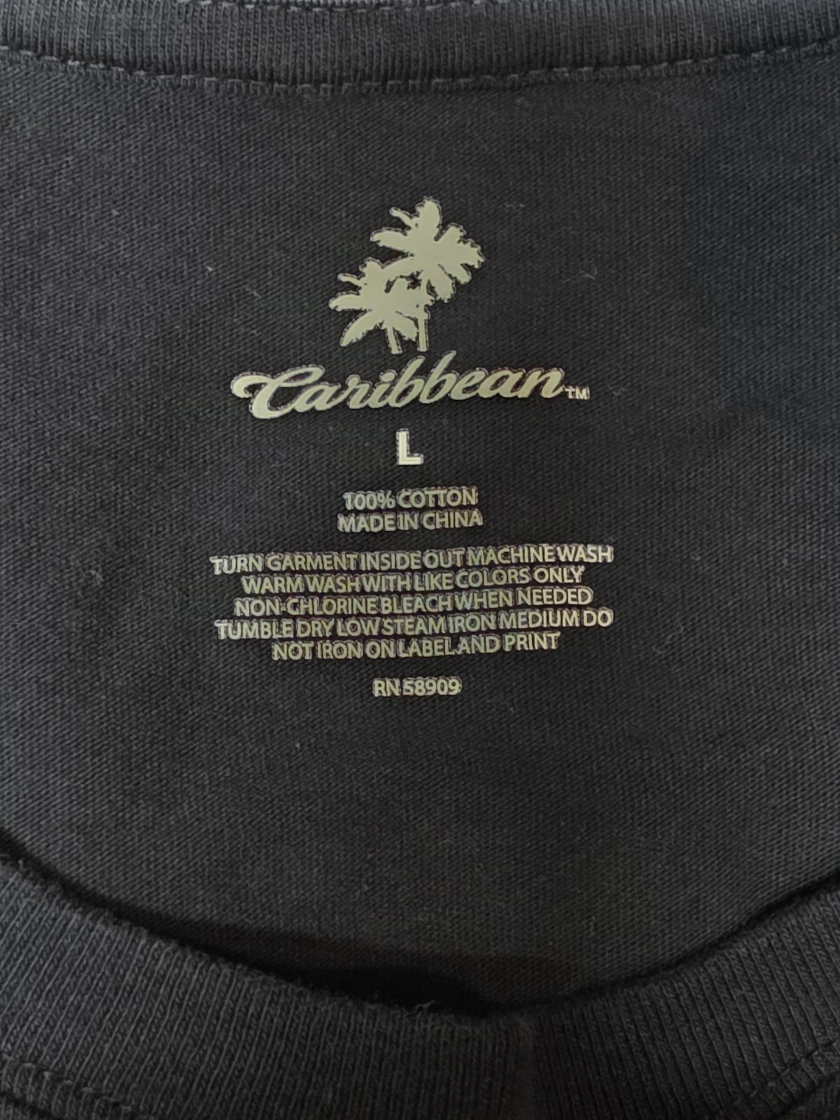 Mens Caribbean Black Graphic T Shirt Size Large 100% Cotton gallery