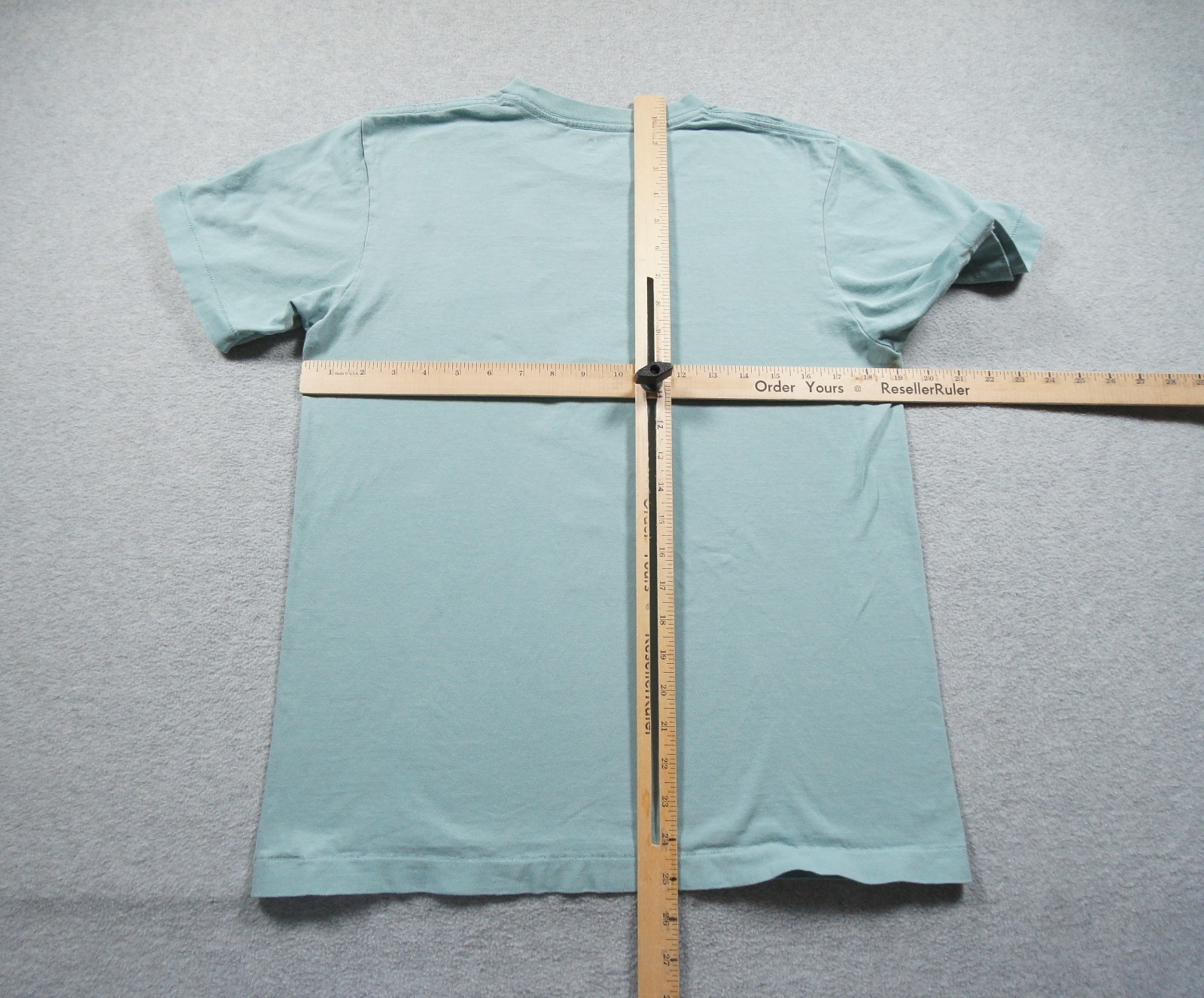 Uniqlo Shirt Mens Small Blue KAWS Streetwear Graphic Art Tee Short Sleeve Adult gallery