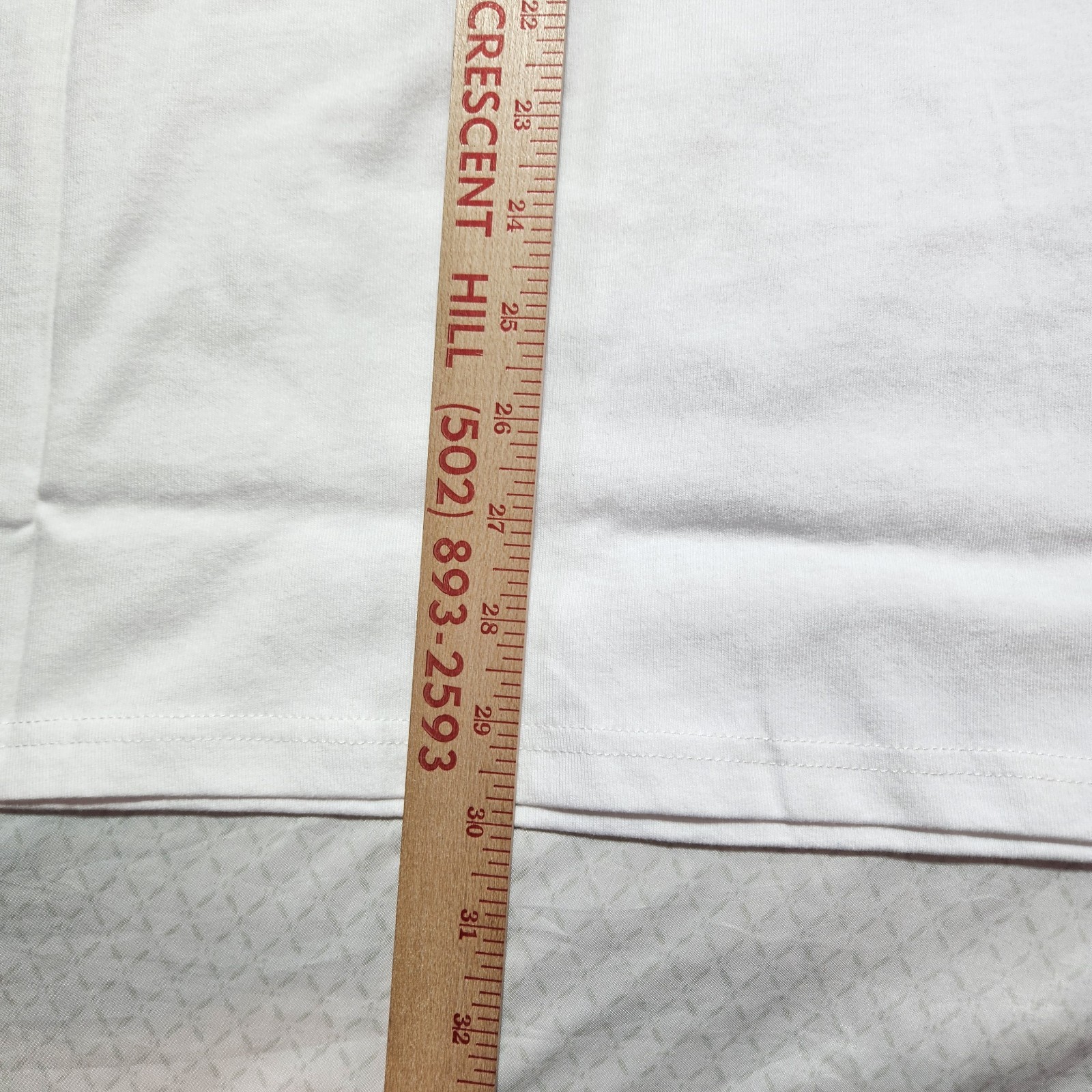 UNKNWN Lebron Miami Basketball Court T-Shirt White Men’s Size M Streetwear NWT gallery