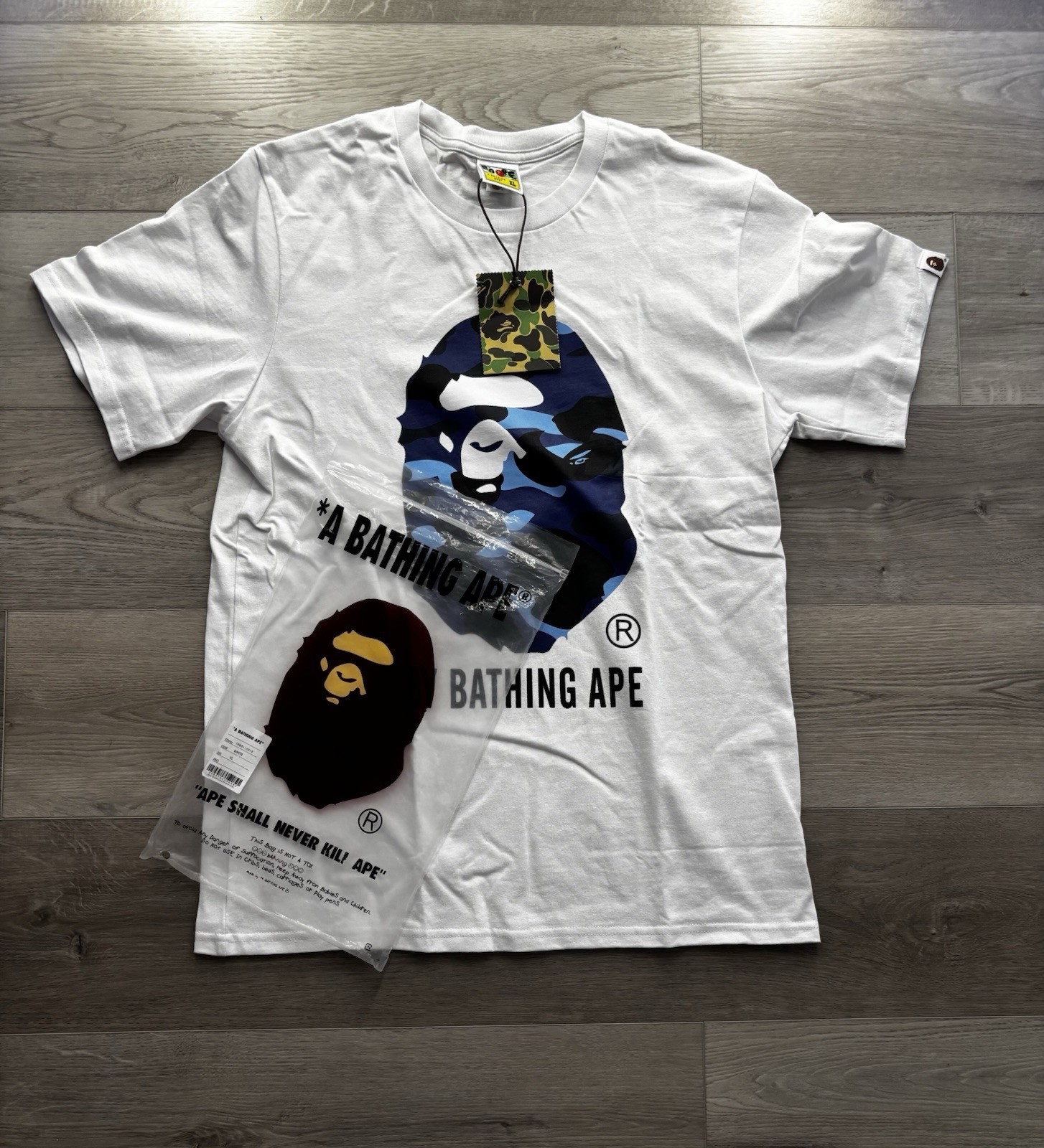 A Bathing Ape BAPE Ape Head Logo Graphic Print Tee White Men's L Crew Neck gallery