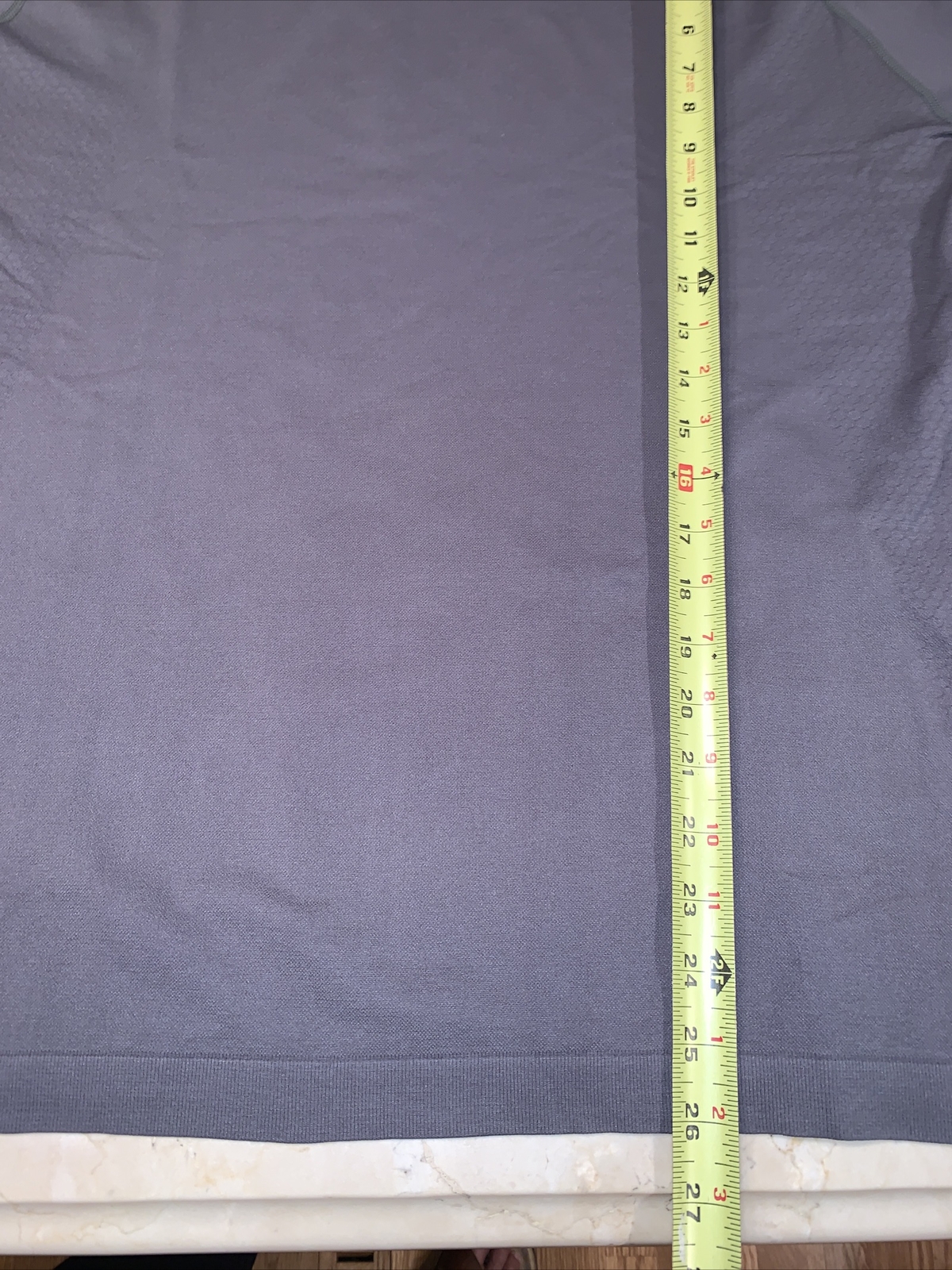 ZELLA MENS MEDIUM GREY SEAMLESS PERFORMANCE T-SHIRT SIZE X-LARGE $49 gallery
