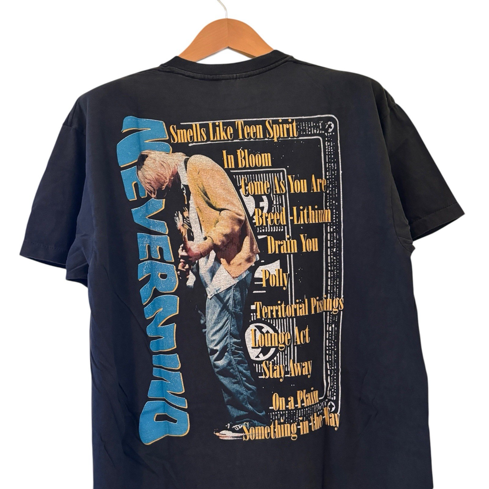 Nirvana 90s Nevermind Grunge Kurt Cobain Band T-shirt Reprint Sz XL gallery