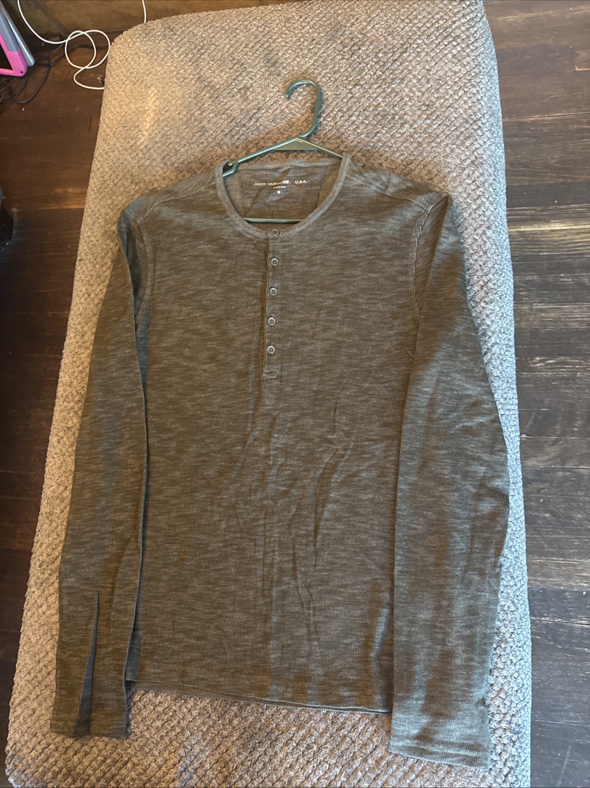 John Varvatos Shirt Mens M Gray Henley Long Sleeve Stretch Thermal Waffle Knit gallery