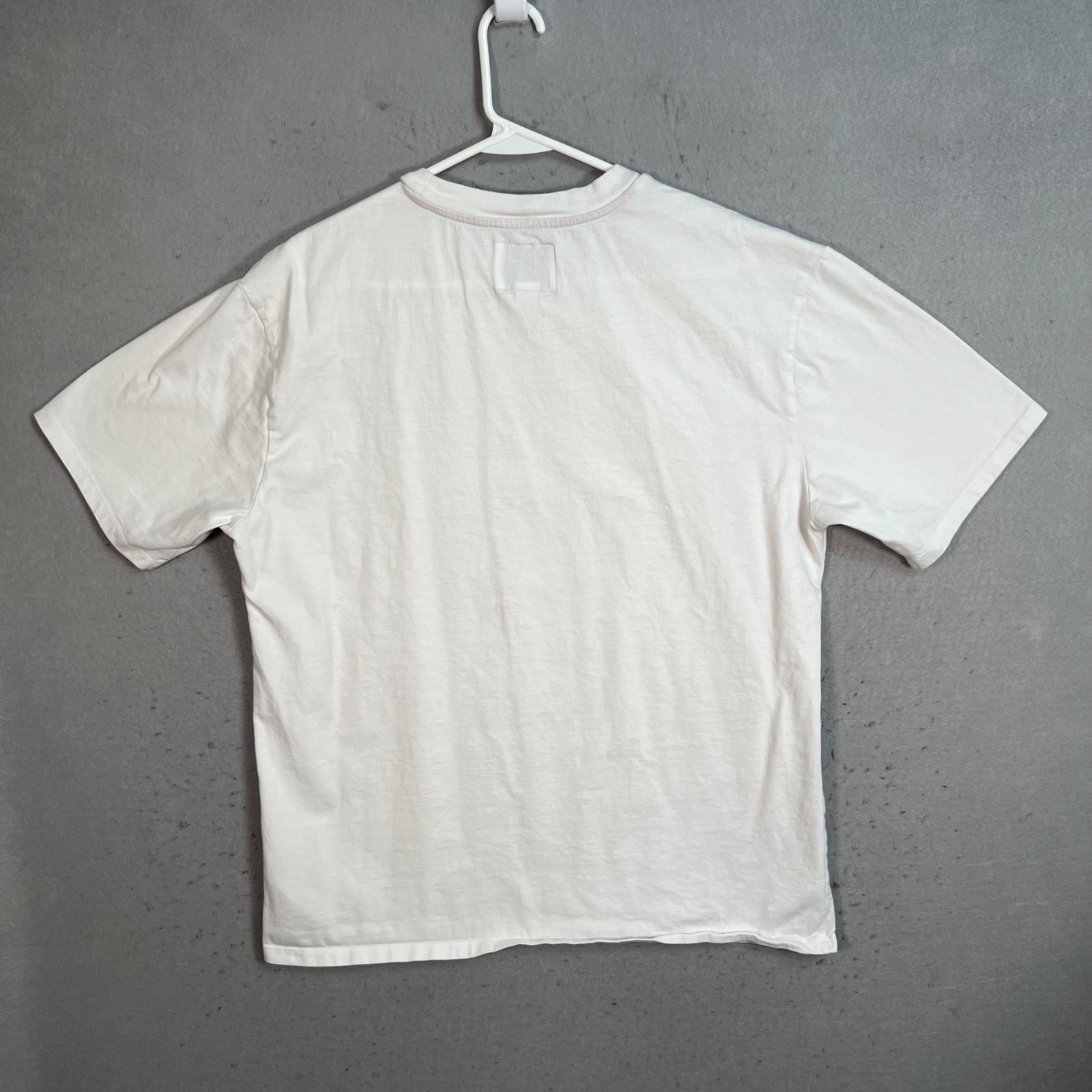 Guess x FriendsWithYou 2021 Limited Edition T-Shirt Adult Size Medium White gallery