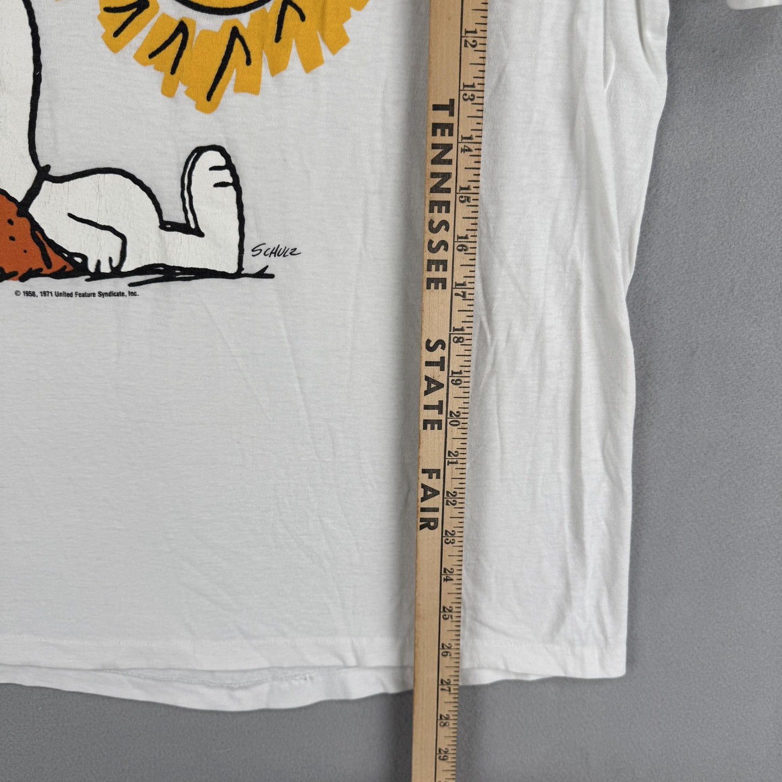 Vintage Snoopy Shirt Size XL White Short Sleeve Sun Bum Artex Peanuts USA 70s gallery