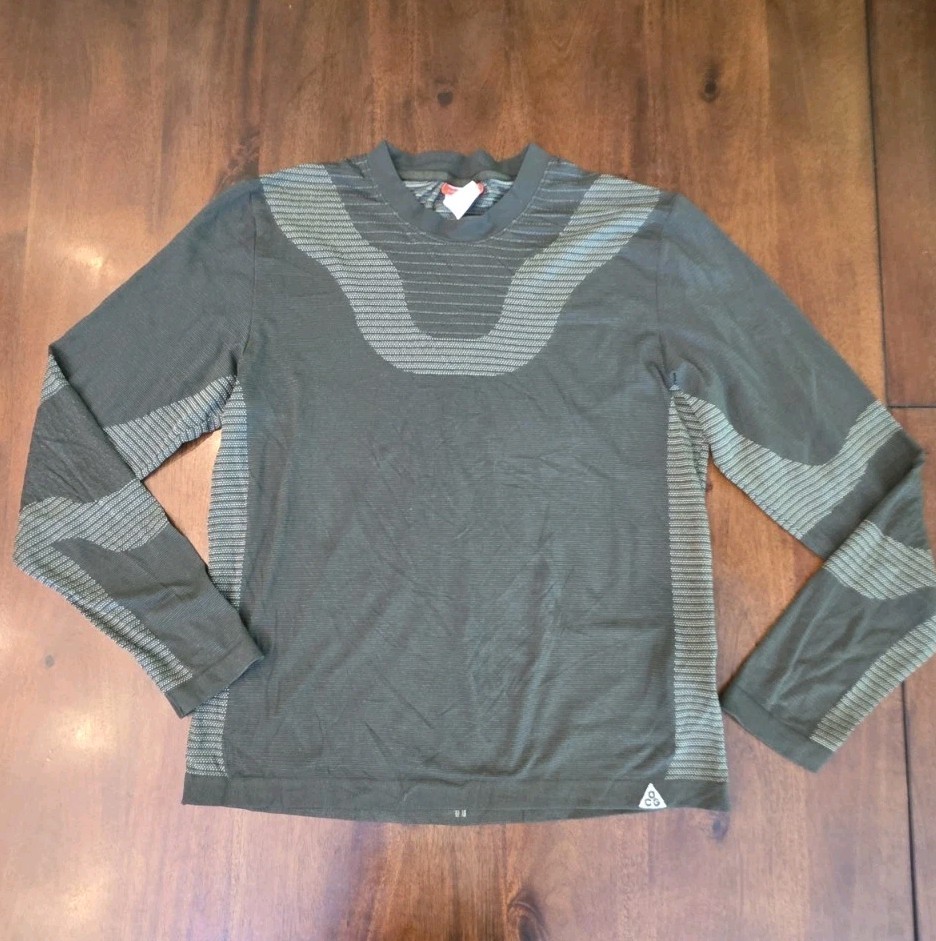 Men Size Small Nike ACG Baselayer Shirt Green Dri-Fit ADV Delta River Nylon Wool