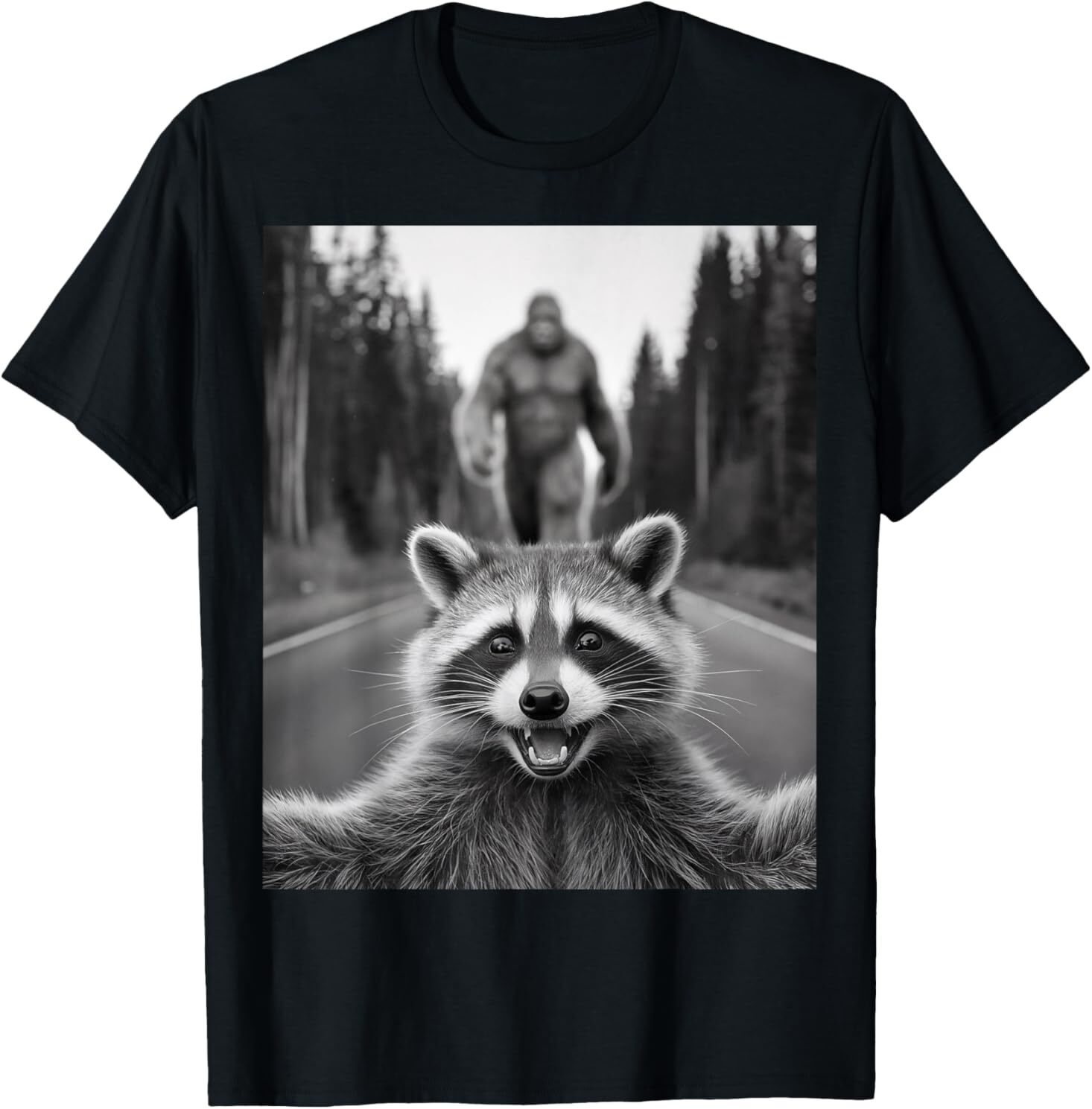 Scared Raccoon Selfie With Sasquatch Bigfoot , Funny Raccoon T-Shirt