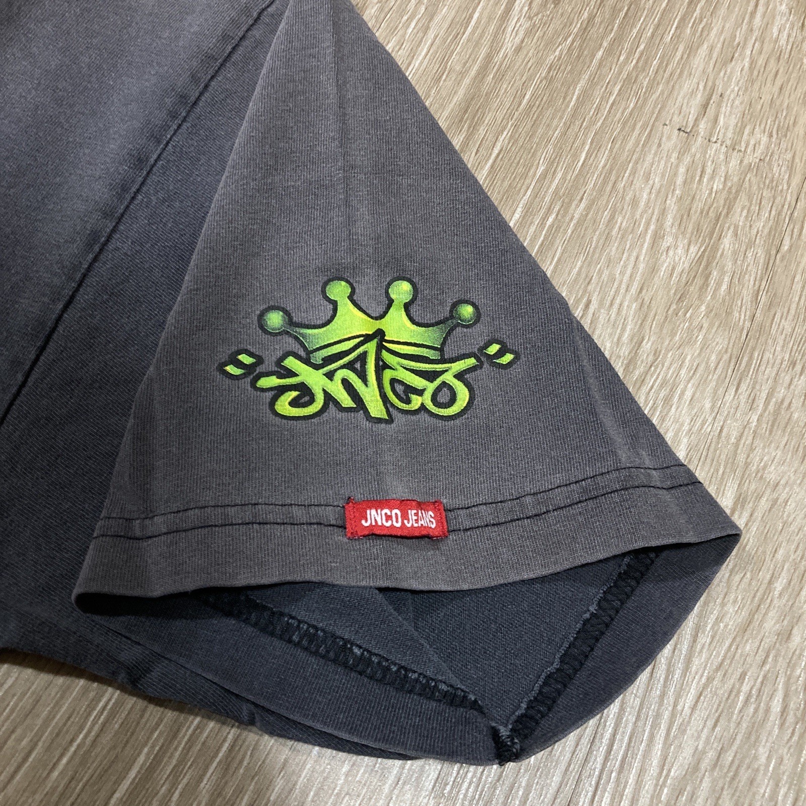 JNCO Shirt L 90s 00s Y2k Dragon Grunge Crown Logo Skater Skating Skate Tee gallery