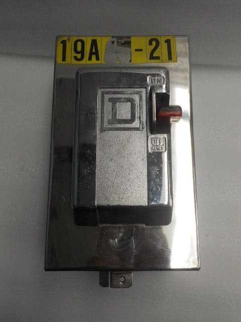 Nice Square D 2510 MBW12 Stainless Enclosure With Size M-0 Starter MB0-2 Ser. B