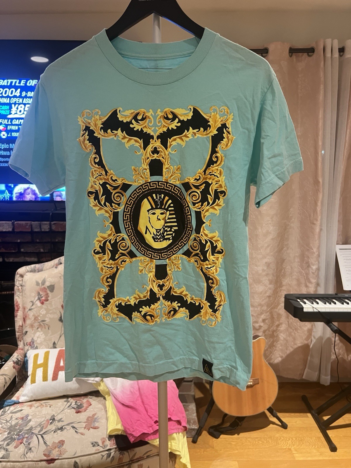 last kings t shirt small Apple Green