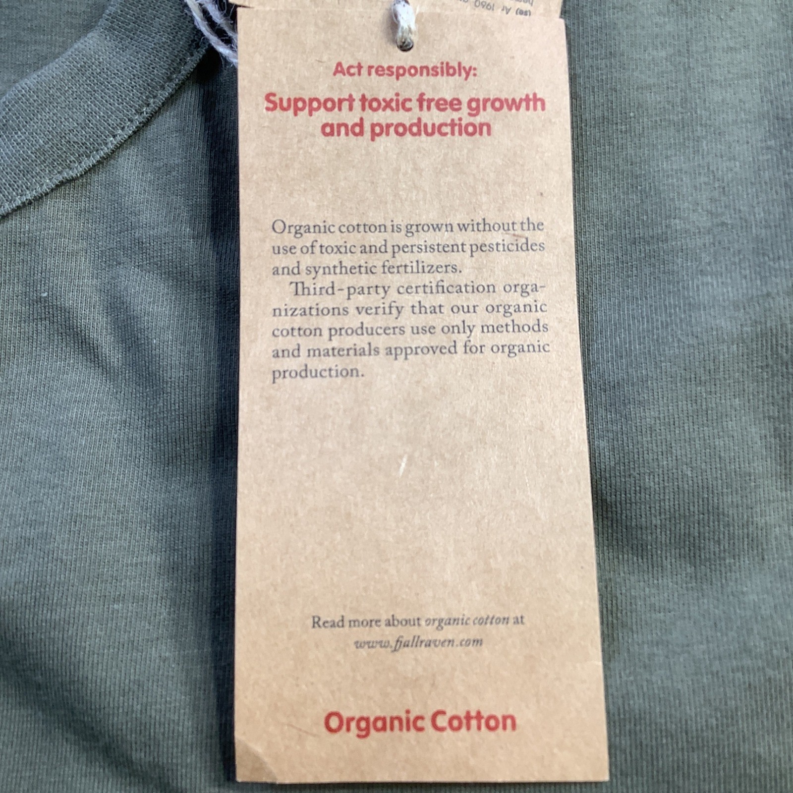 Fjallraven Logo Pocket T-Shirt Mens Laurel Green Organic Cotton Tee Size L NWT gallery